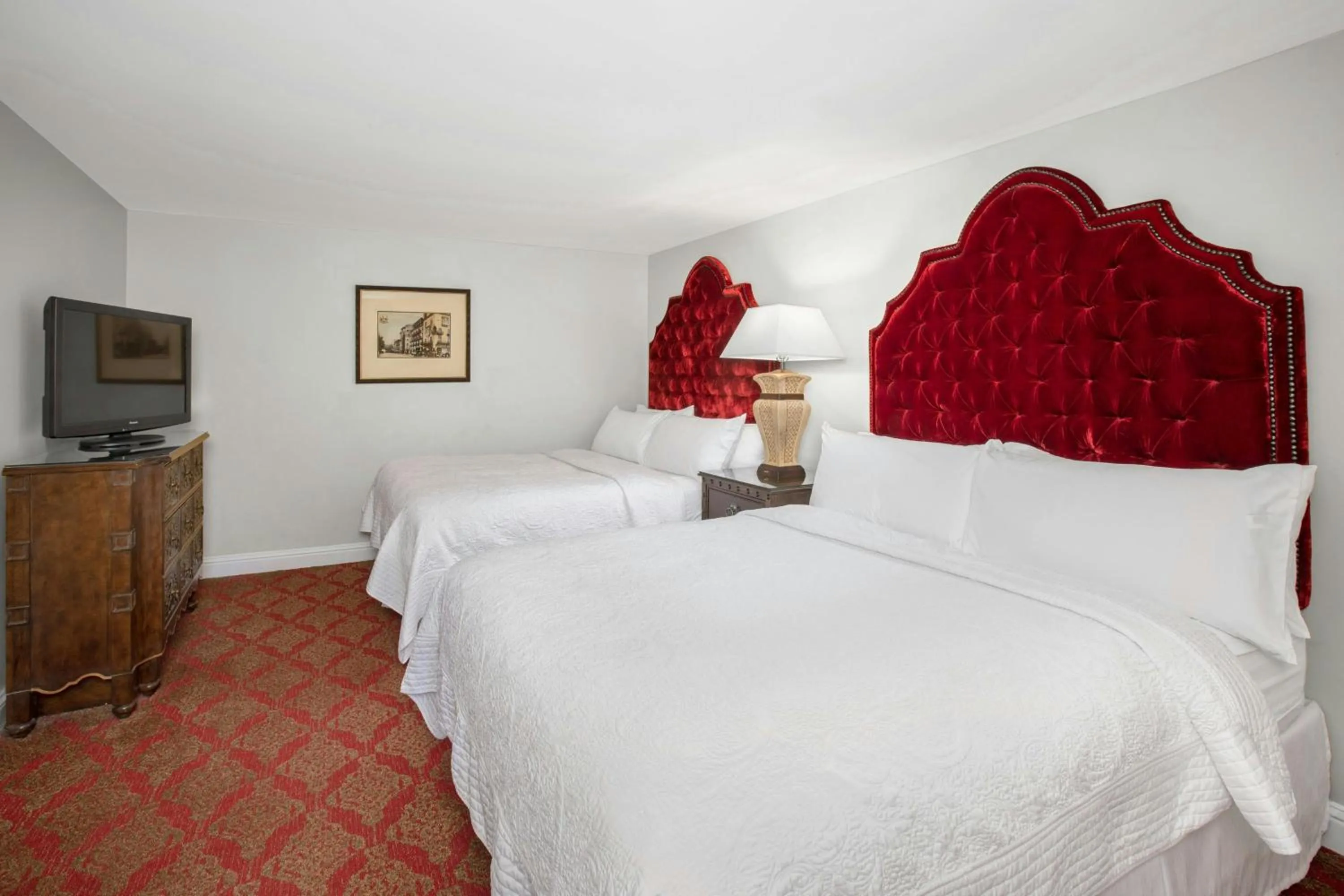 Queen Room with Two Queen Beds in Casa Monica Resort & Spa, Autograph Collection