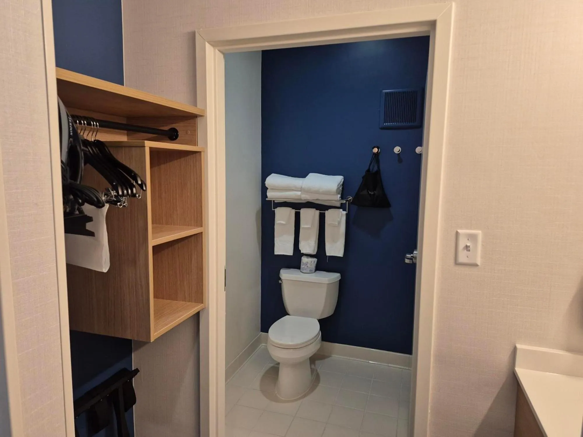 Queen Room with Two Queen Beds and Mobility Accessible Tub in Spark by Hilton Lancaster