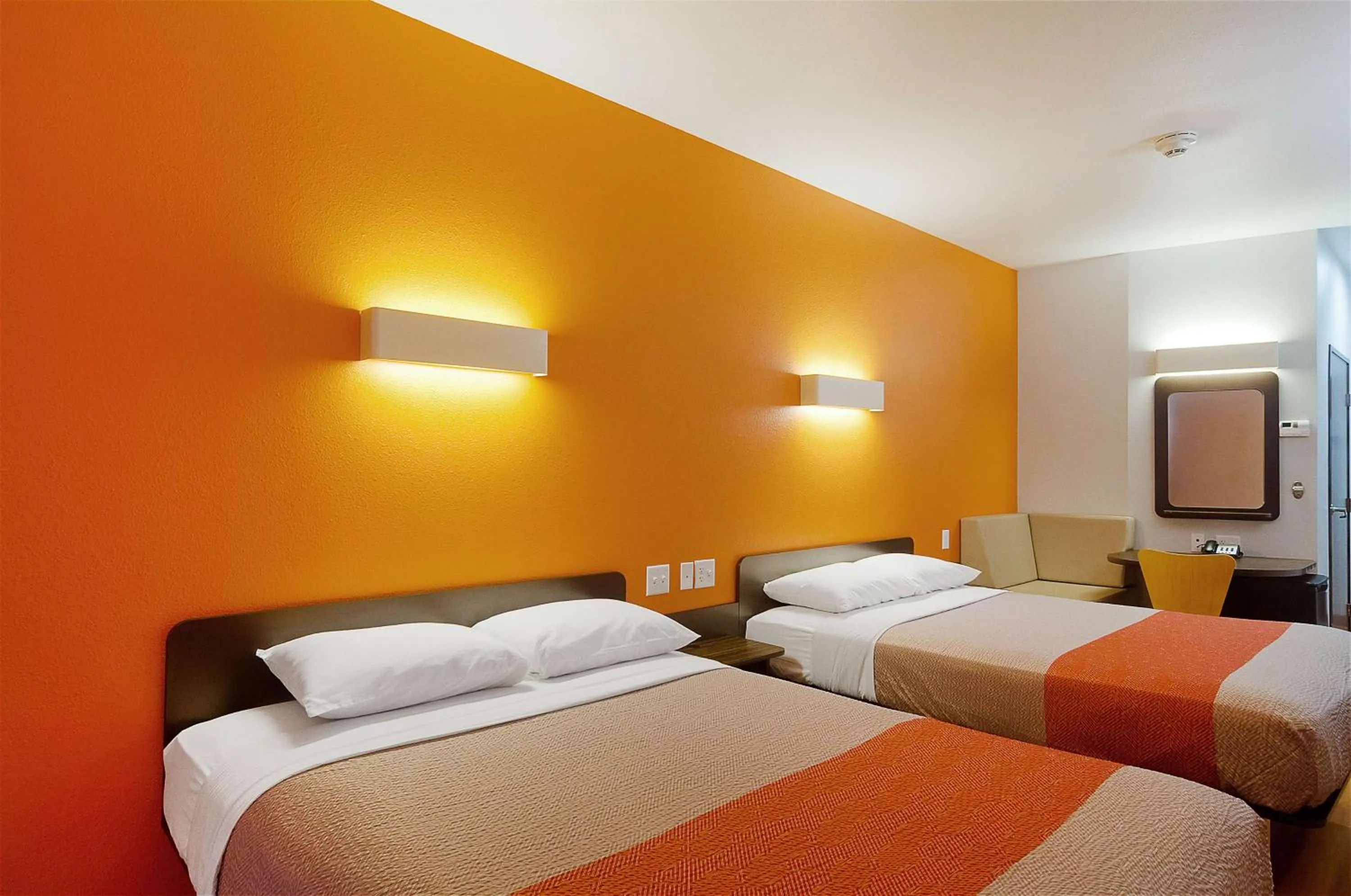 Deluxe Queen Room with Two Queen Beds - Non-Smoking in Motel 6-Midland, TX