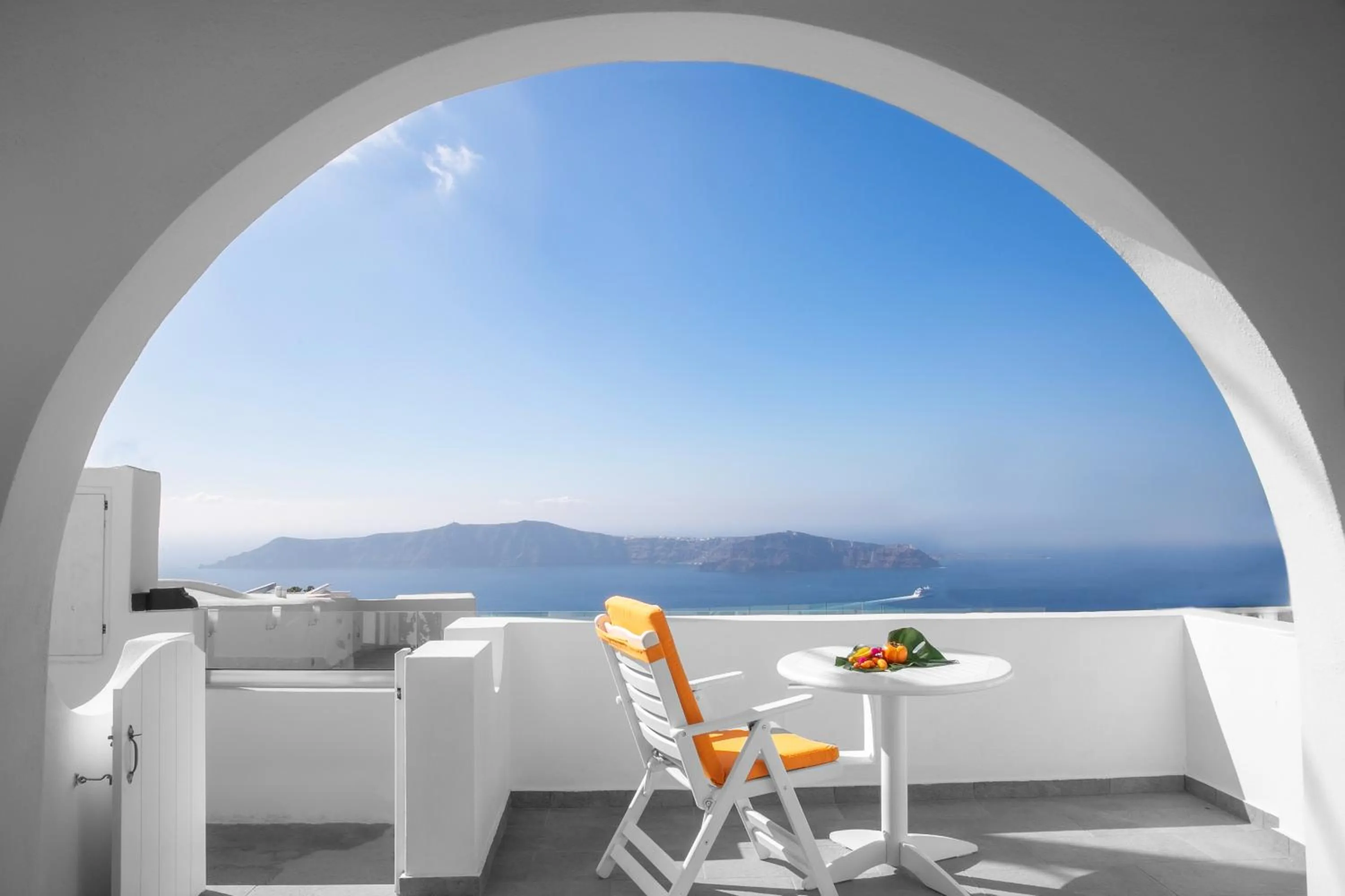 Studio with Caldera View in Abelonas Retreat