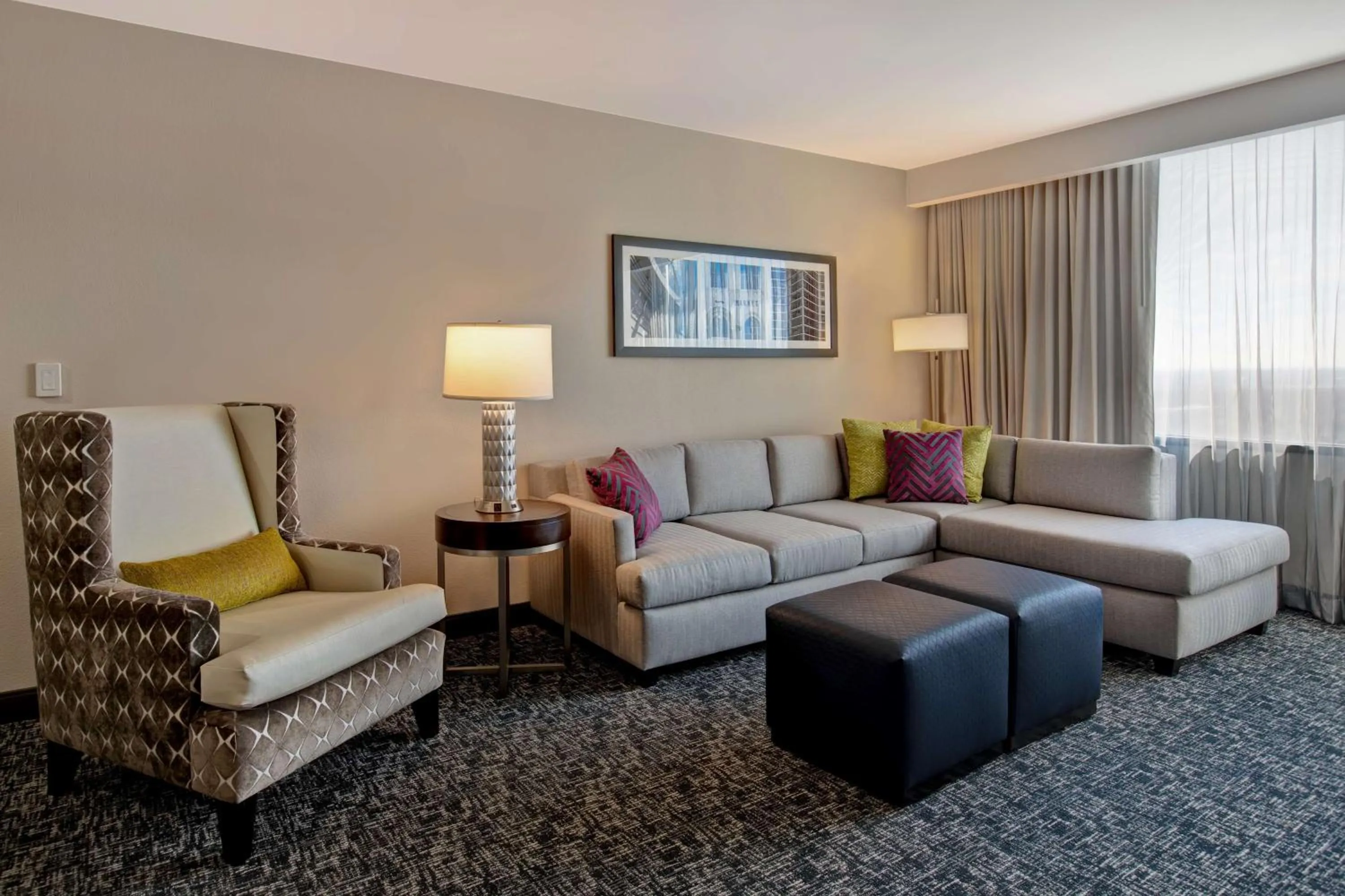 King Suite with Accessible Tub - Mobility and Hearing Access/Non-Smoking in Embassy Suites By Hilton Oklahoma City Northwest