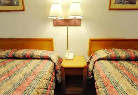 Double Room - single occupancy in Americas Best Value Inn & Suites Macon