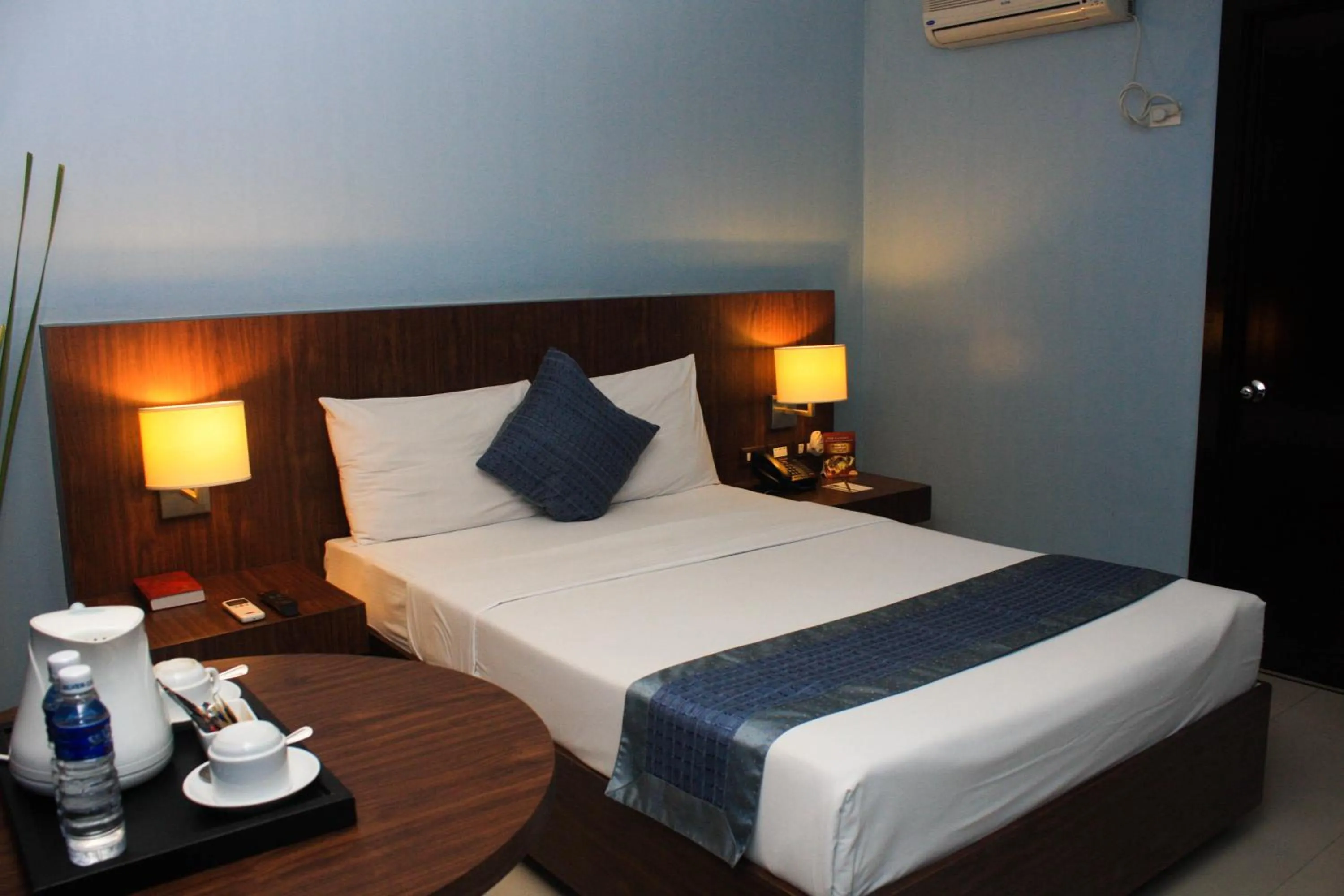 Premier Standard Room in Manila Grand Opera Hotel