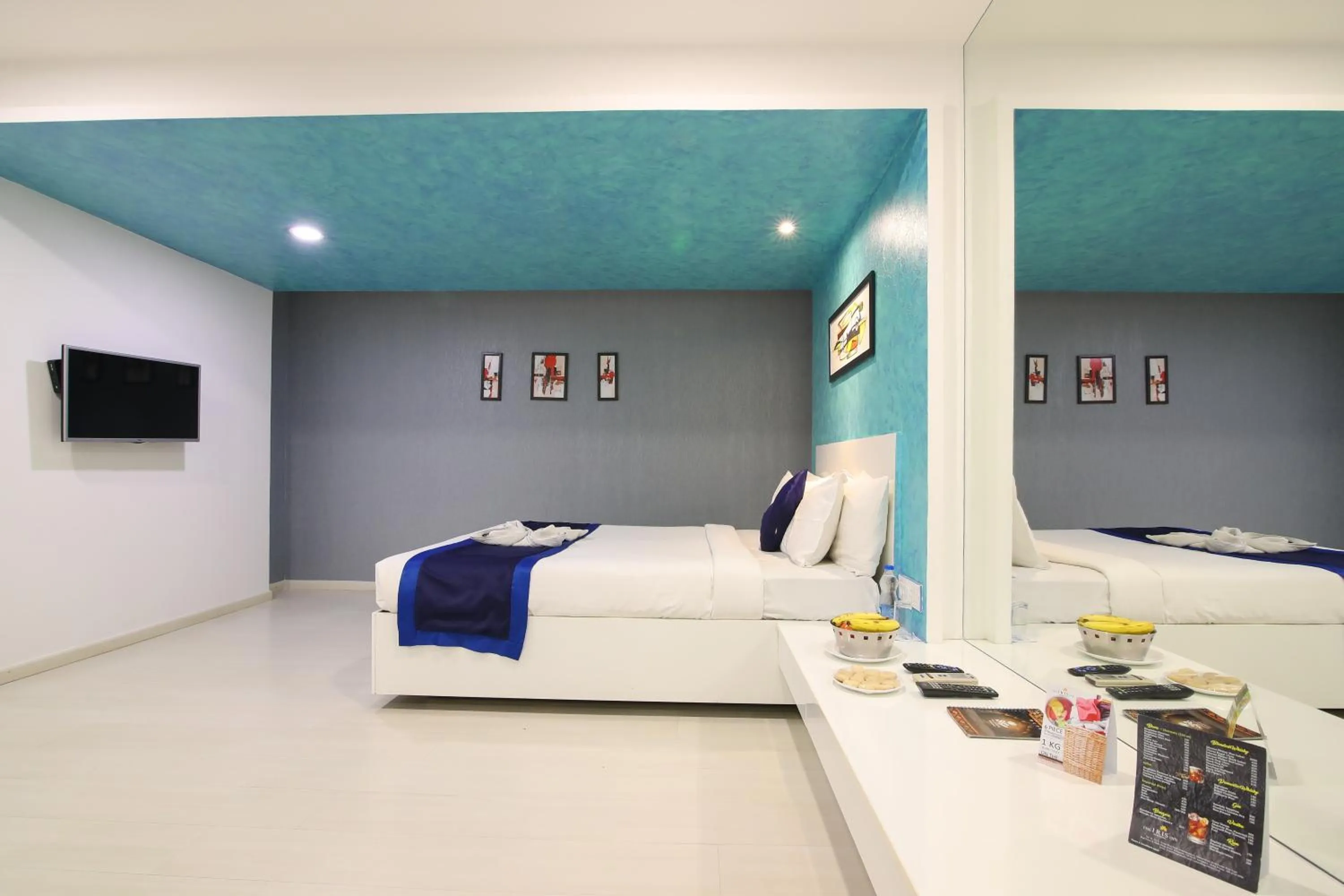 Deluxe King Studio - single occupancy in ICON SELECT by Bhagini