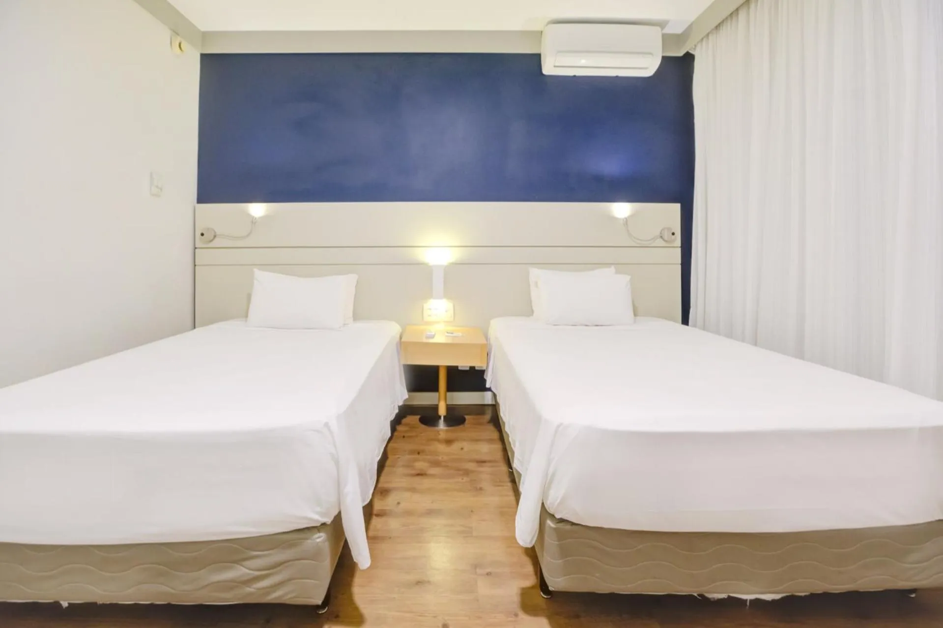 Superior Twin Room in Quality Faria Lima