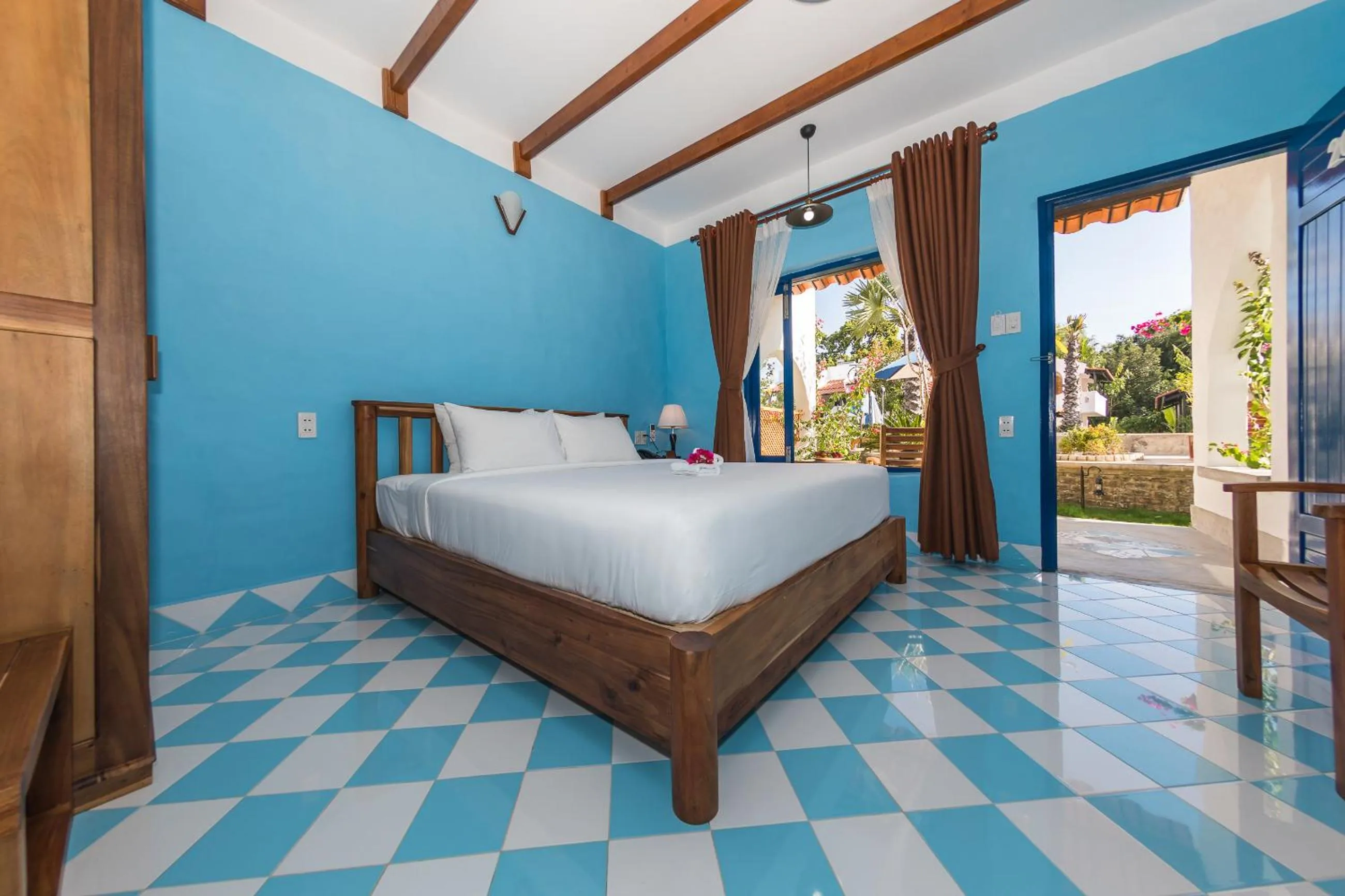 Bungalow with Garden View in Isabella Resort