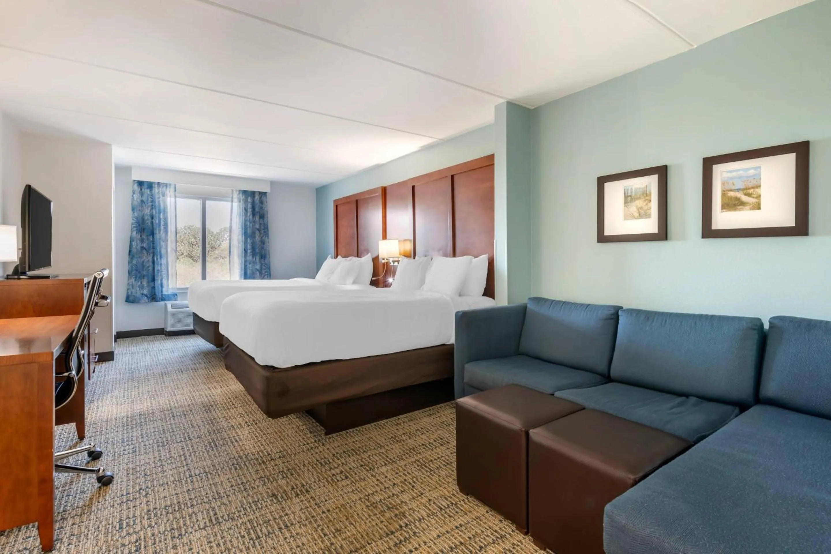 Queen Suite with Two Queen Beds in Surf and Sand Fernandina Beach at Amelia Island, an Ascend Collection Hotel