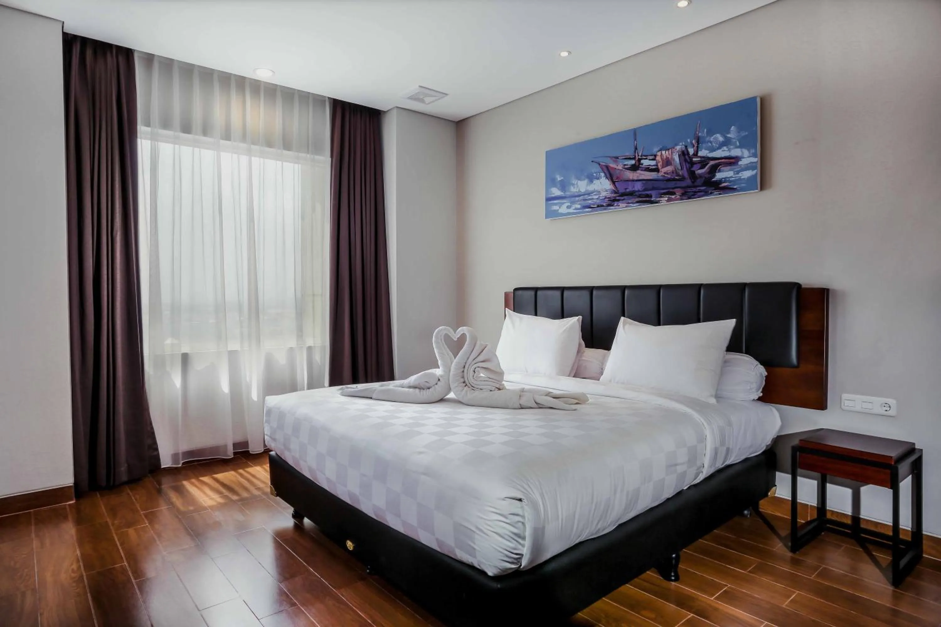 Suite in PrimeBiz Hotel Surabaya