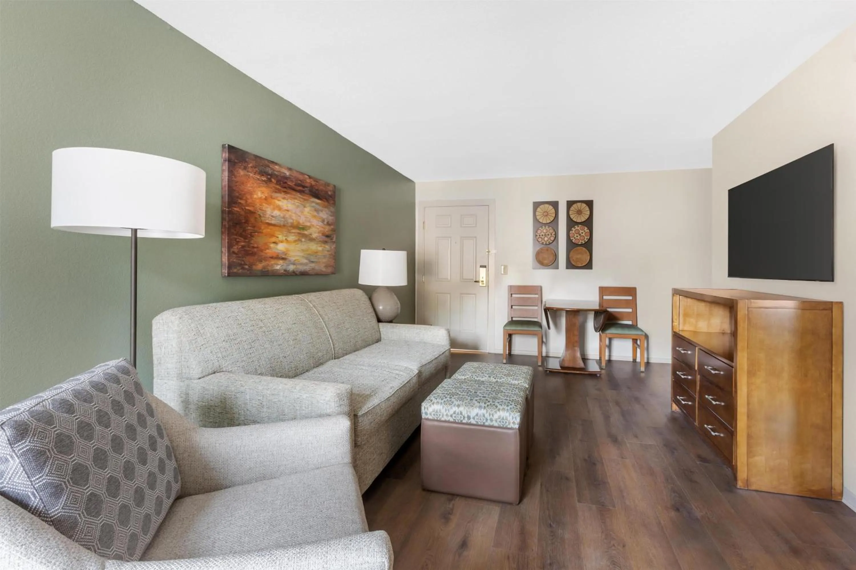 Deluxe One-Bedroom King Suite - Hearing Accessible in Hilton Vacation Club Villas de Santa Fe