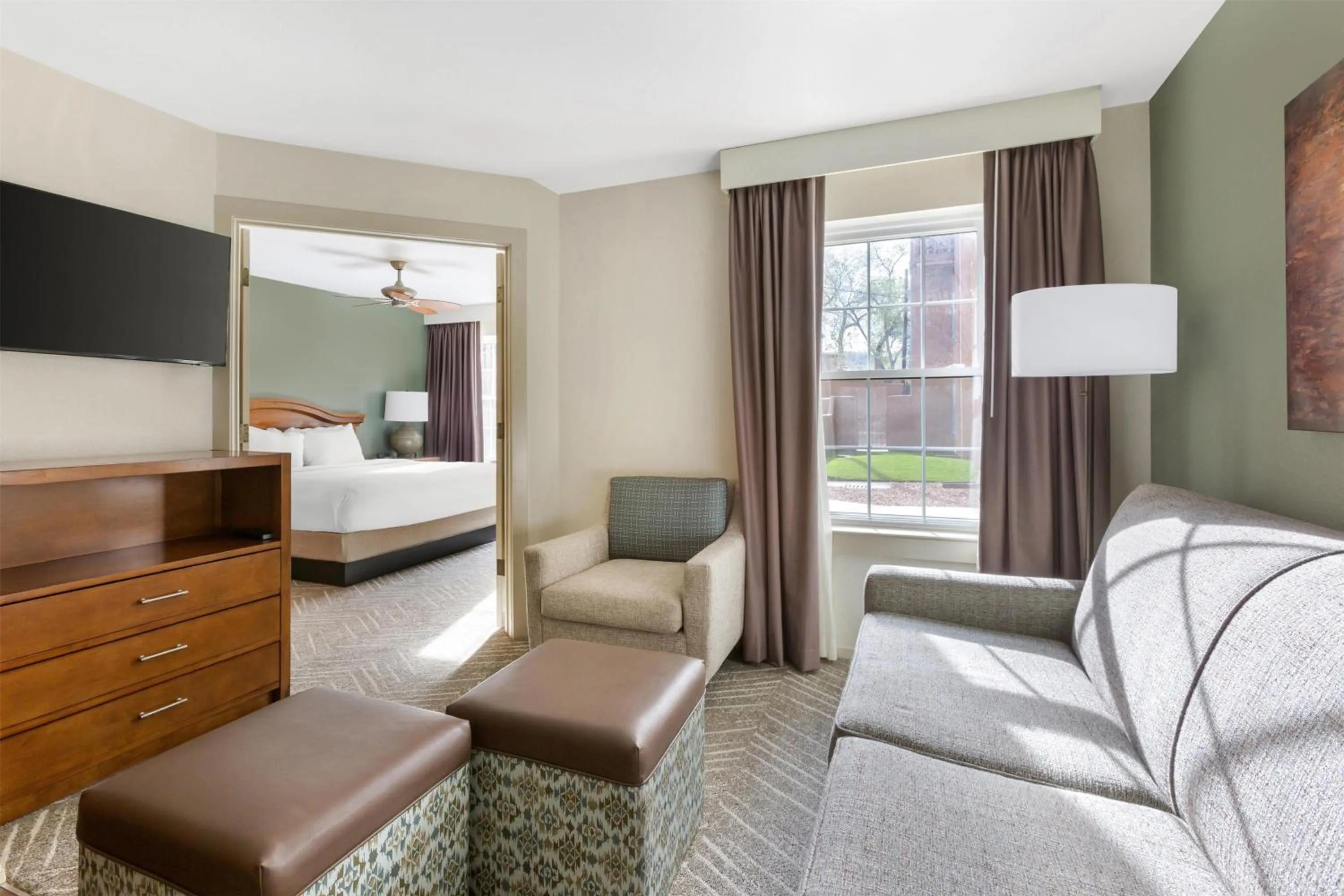 One-Bedroom King Suite - Hearing Accessible in Hilton Vacation Club Villas de Santa Fe