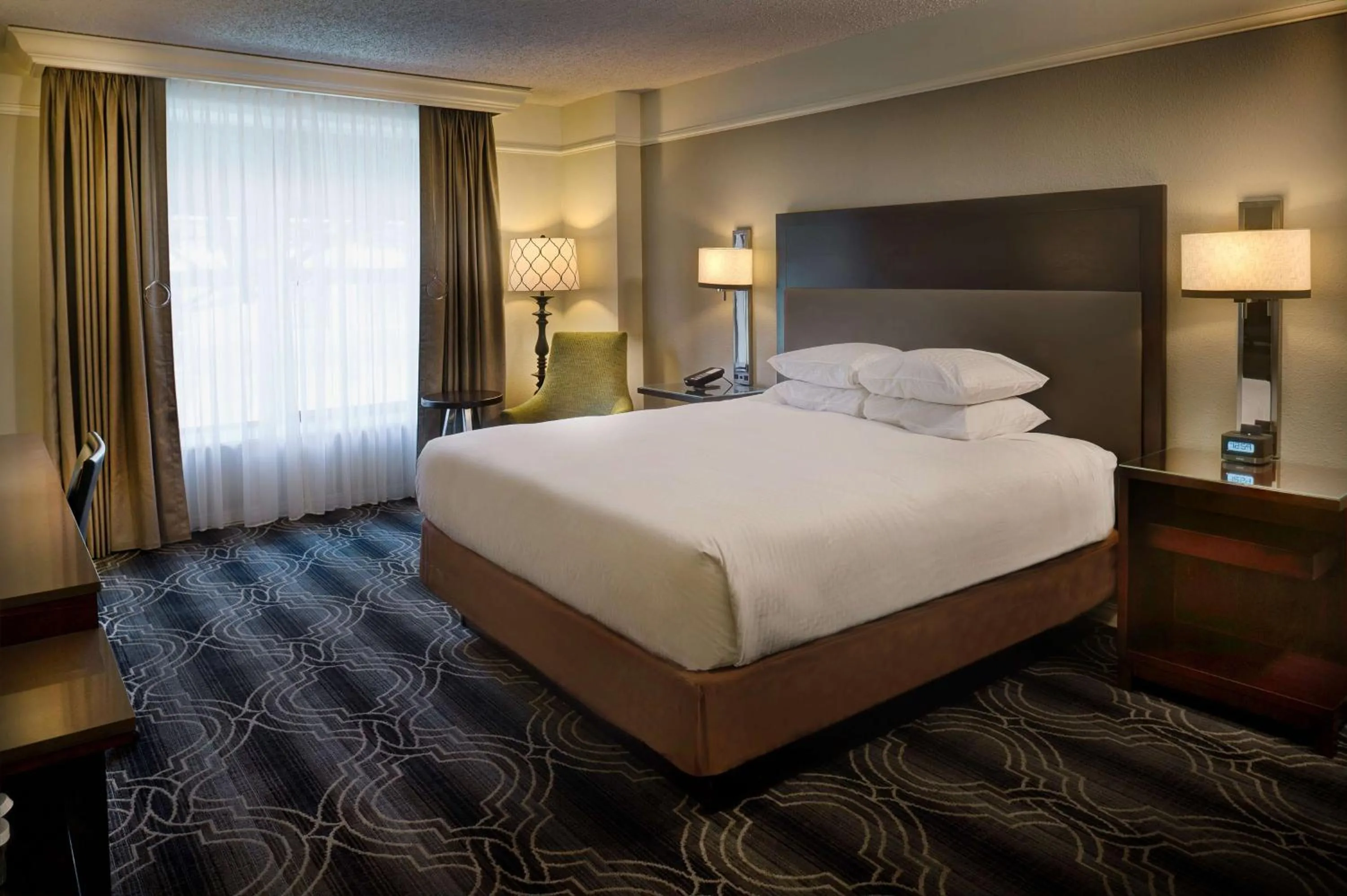 Deluxe King Room with Garden View in St. Louis Union Station Hotel, Curio Collection by Hilton