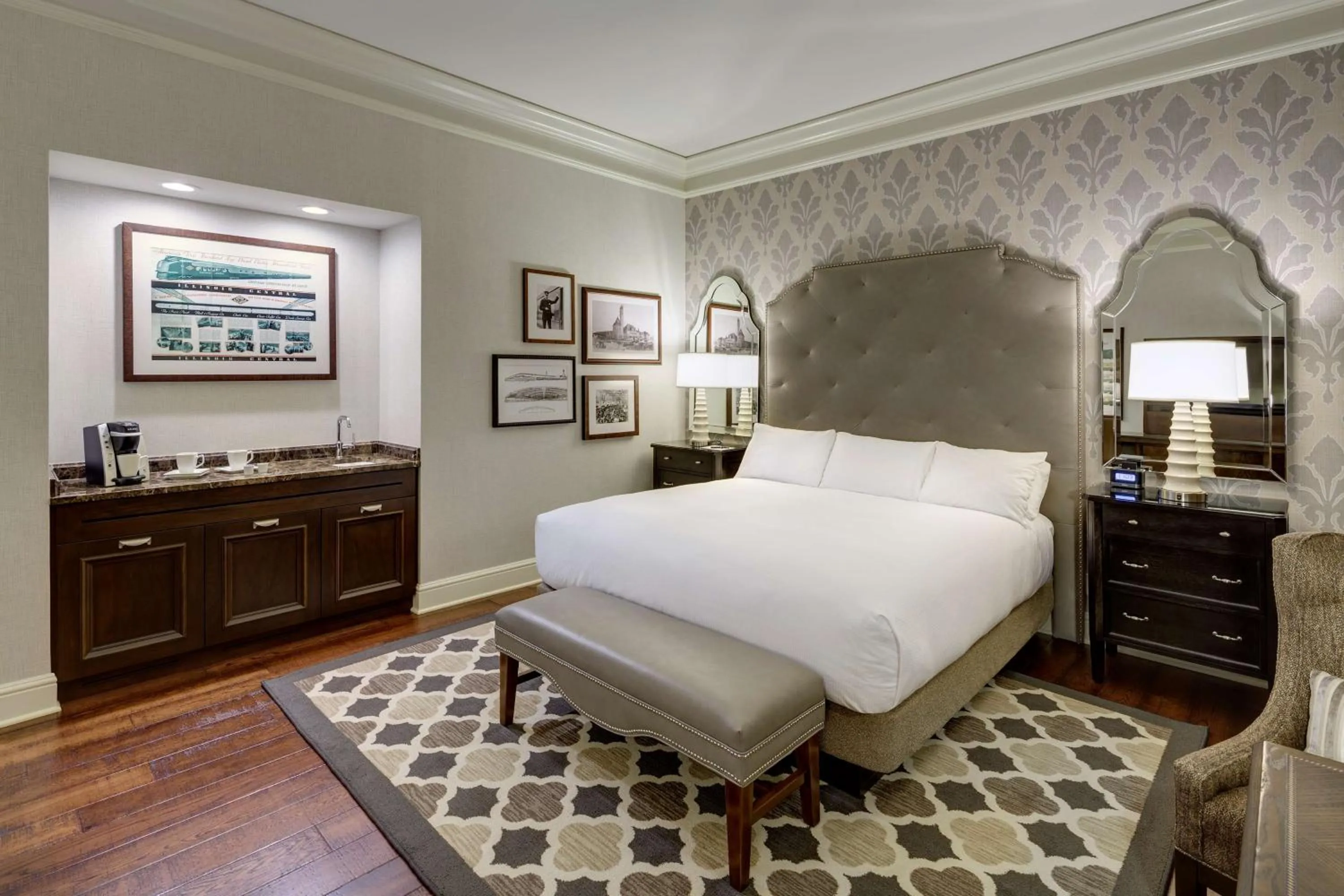 Executive King Room - single occupancy in St. Louis Union Station Hotel, Curio Collection by Hilton