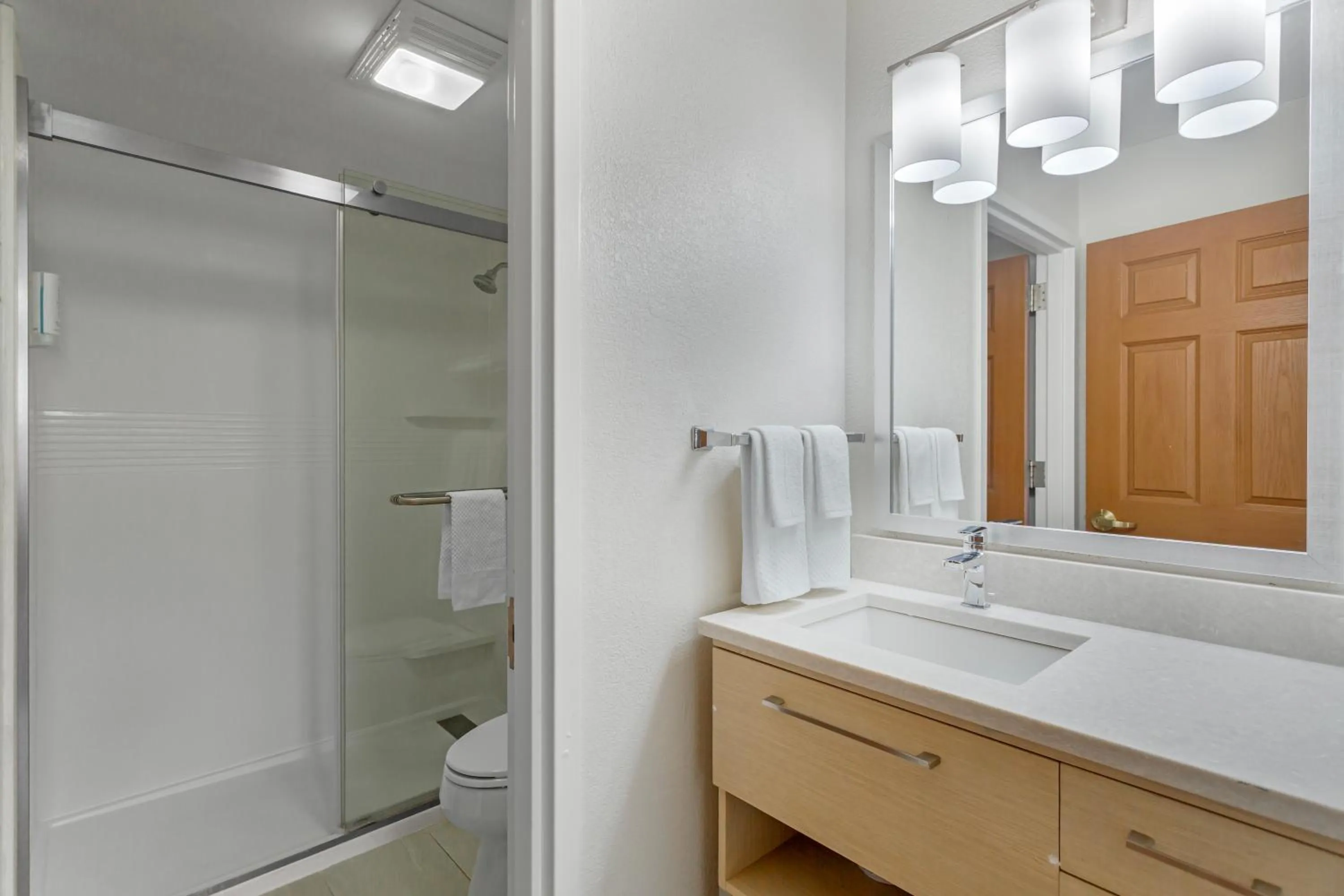 Quadruple Room with Two Queen Beds - Non Smoking in MainStay Suites Tampa Moffitt-USF