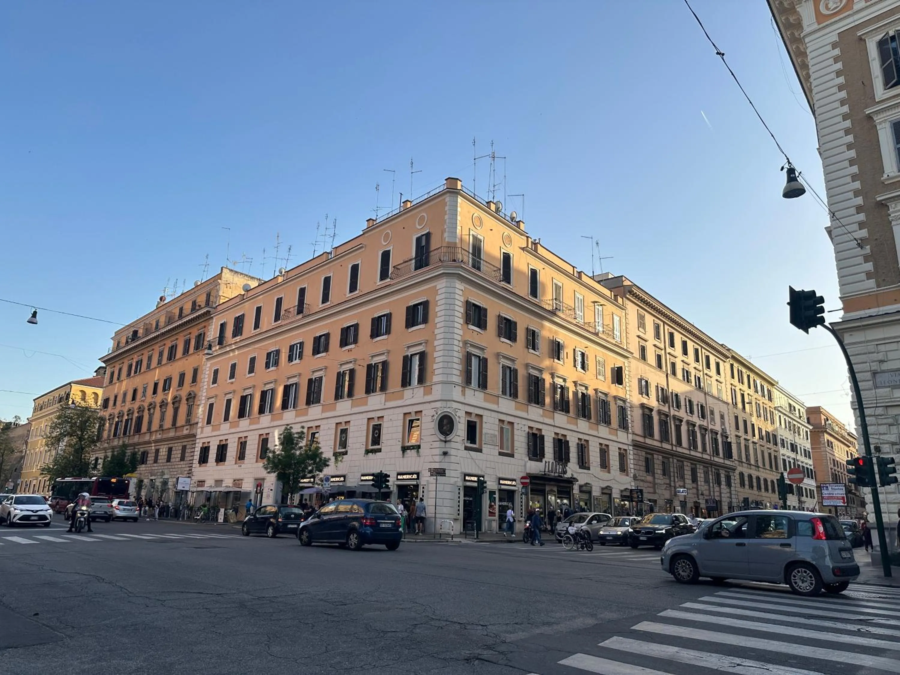 Double Room with Private Bathroom in Candia Rooms