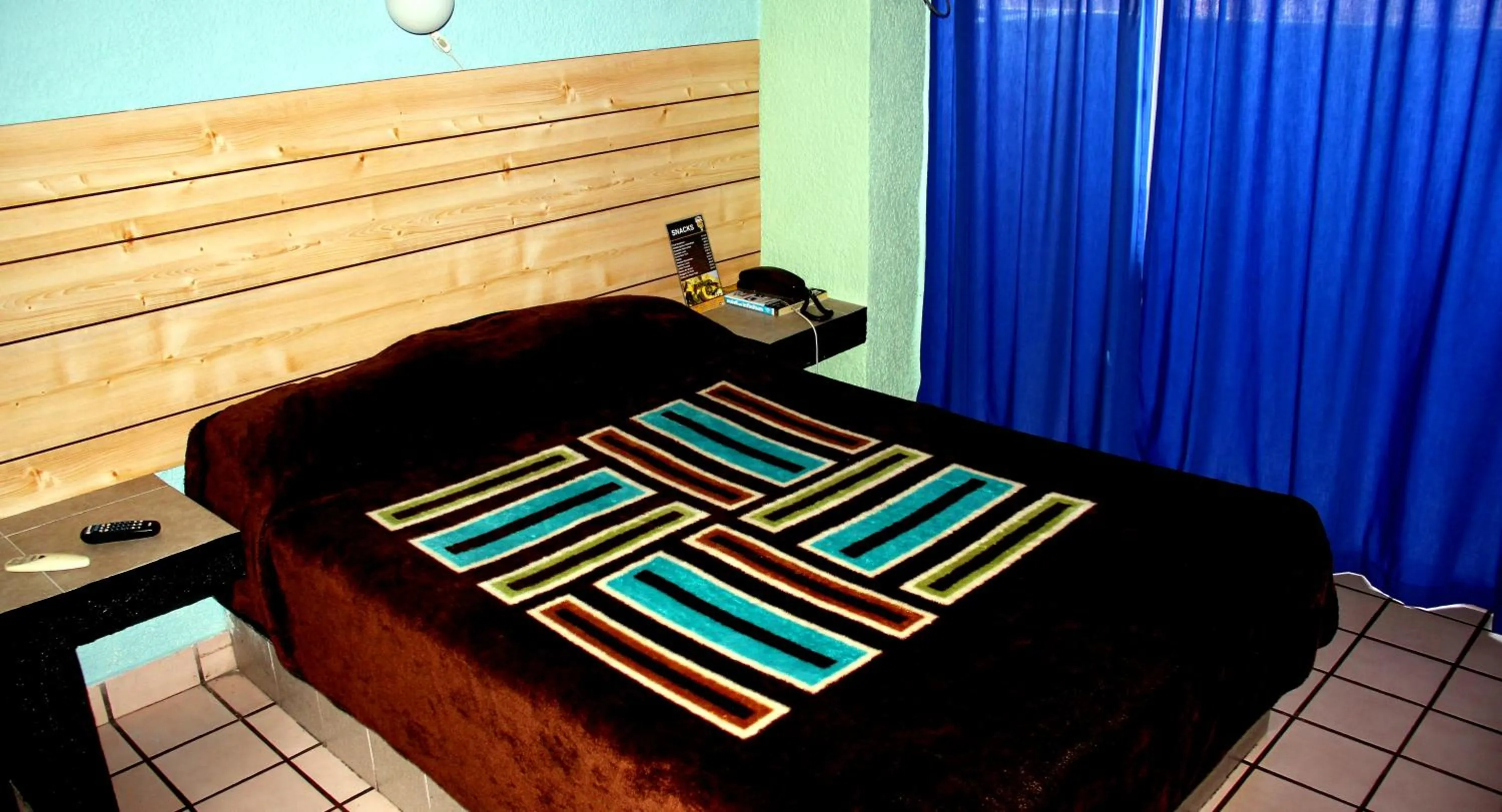 Triple Room in Hotel Miramar - La Paz