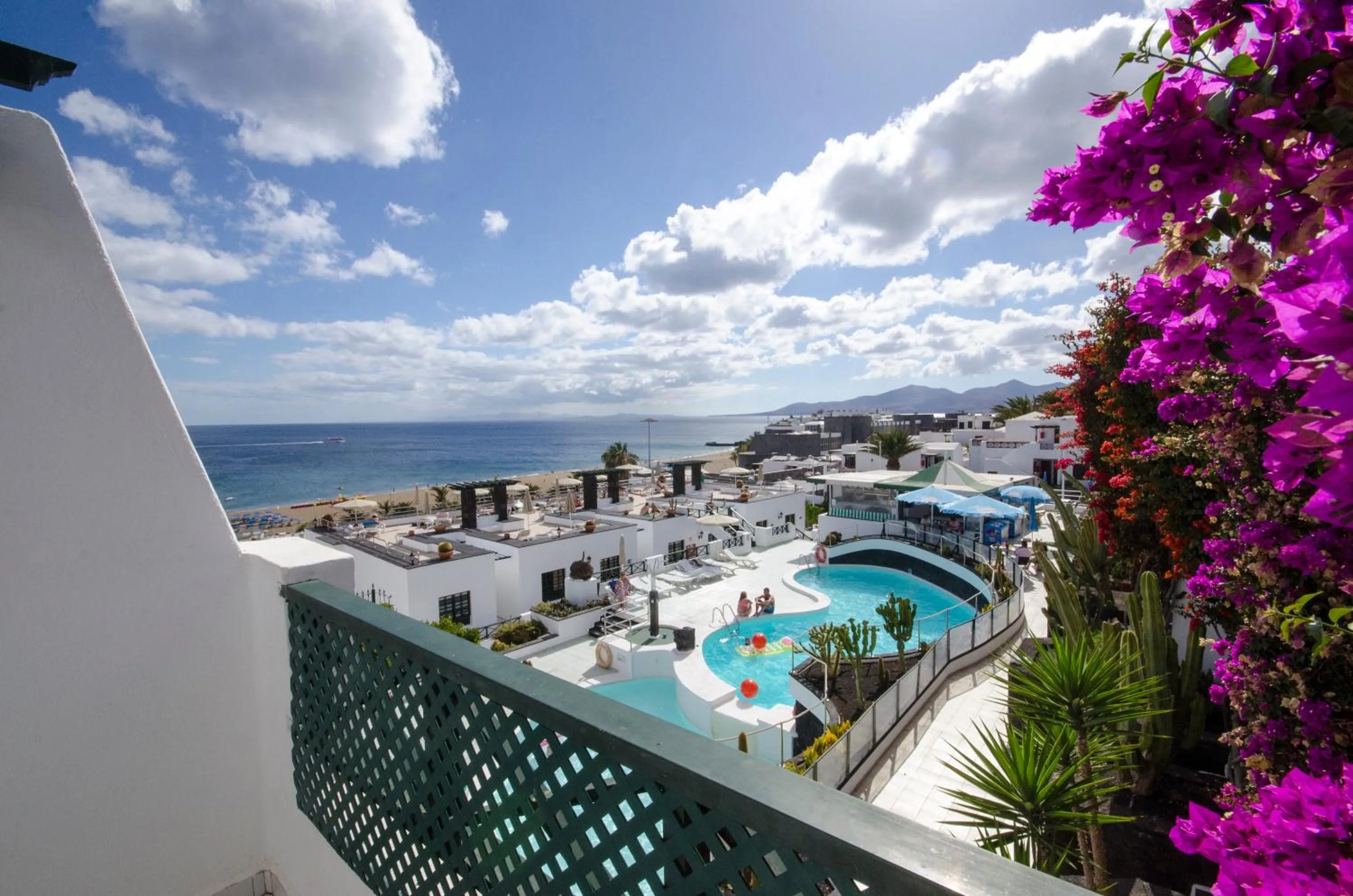 Two-Bedroom Apartment (5 Adults) in Apartamentos Moraña