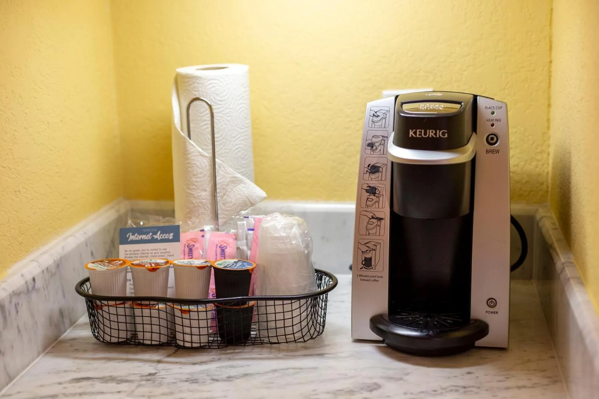 Queen Room with Two Queen Beds in Carlsbad Inn Beach Resort