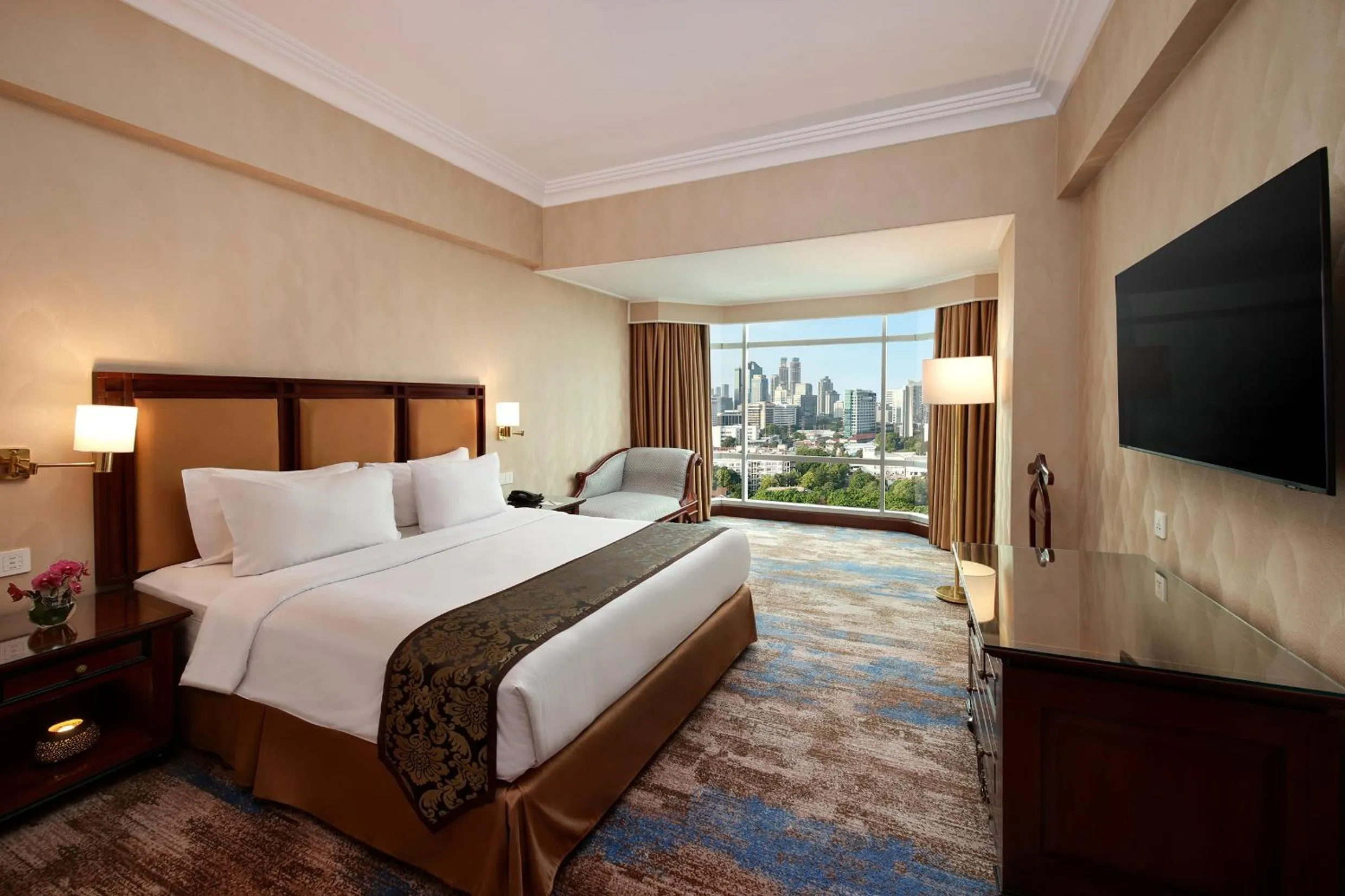 Suite in Lumire Hotel & Convention Centre