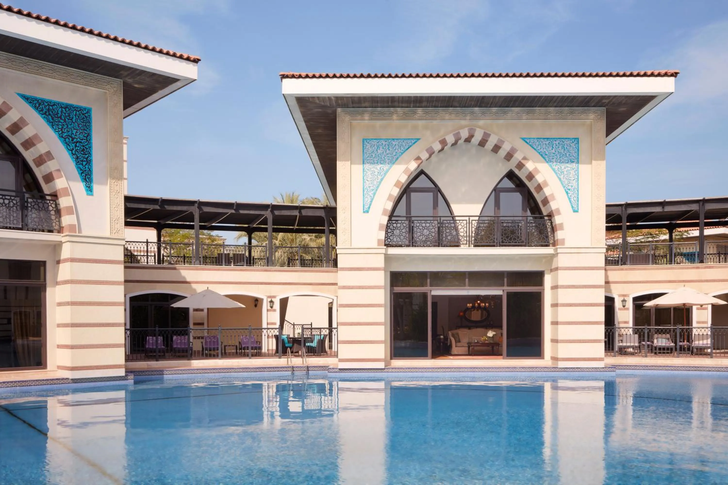 Four Bedroom Royal Villa with direct Lagoon Pool access - includes Butler Service, Daily Breakfast & Airport Transfer in Jumeirah Zabeel Saray Dubai