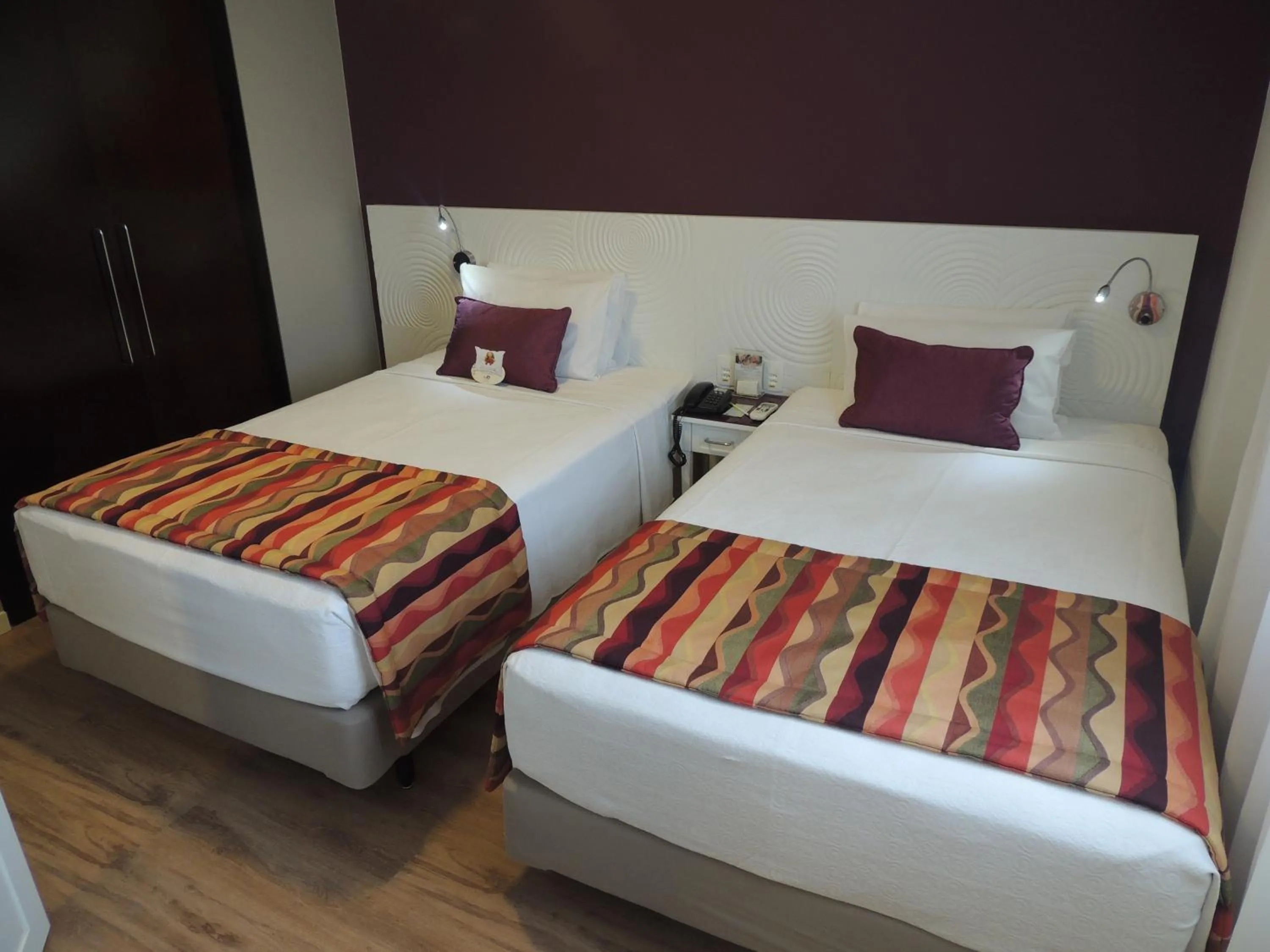 Deluxe Twin Room - single occupancy in Quality Suites Alphaville