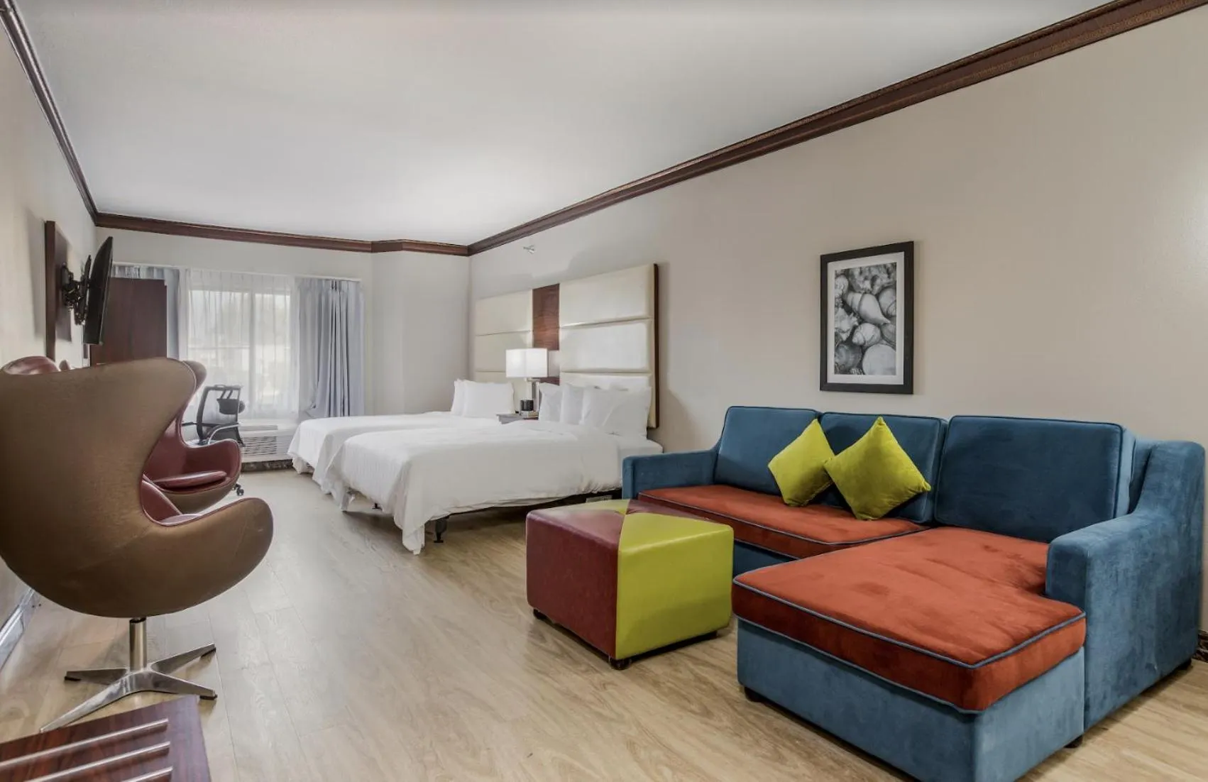 Queen Room with Two Queen Beds - Accessible/Non Smoking in The Leo Collection Detroit, an Ascend Collection Hotel