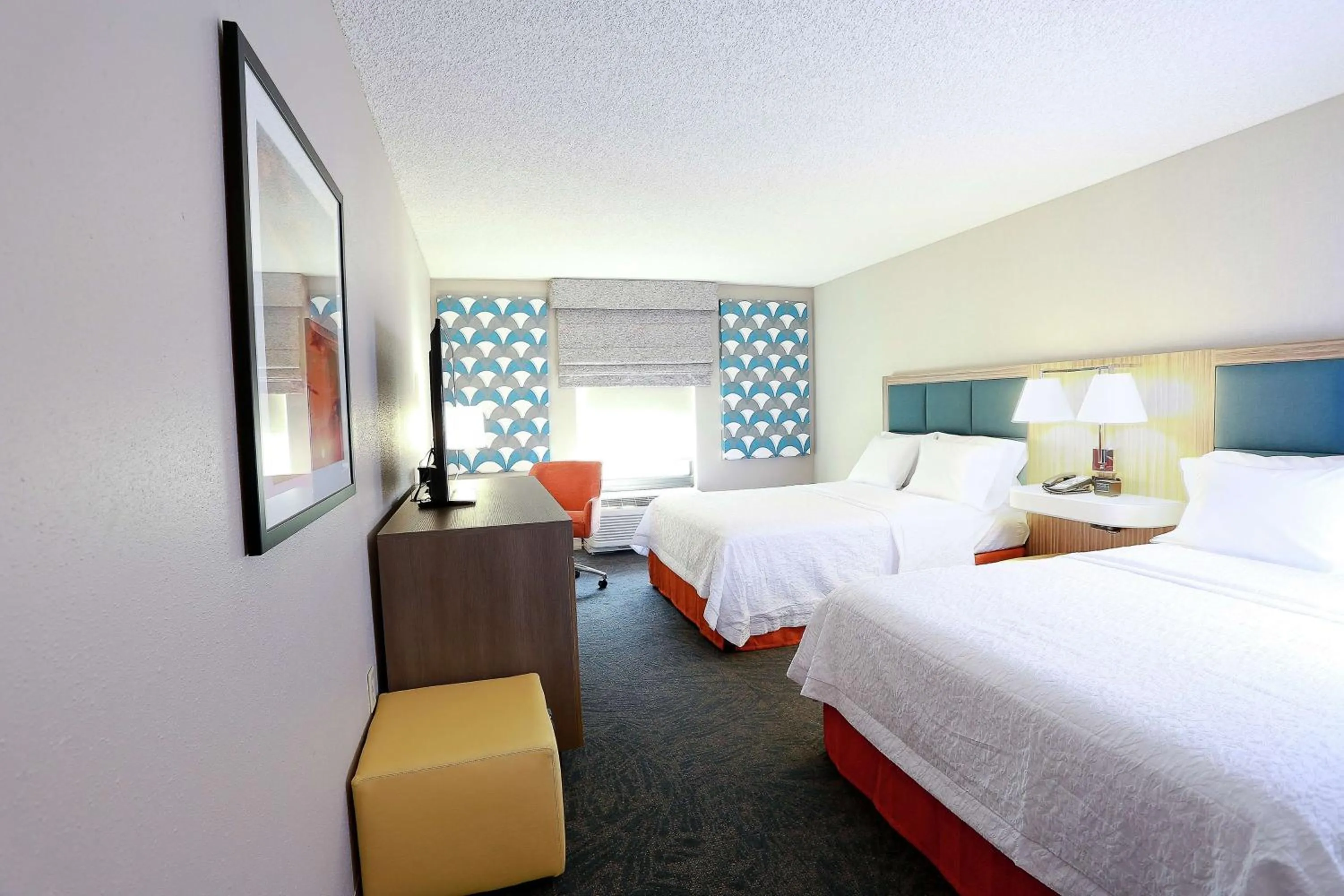 Queen Room with Two Queen Beds and Roll-In Shower - Mobility and Hearing Access/Non-Smoking in Hampton Inn & Suites Tampa-Wesley Chapel