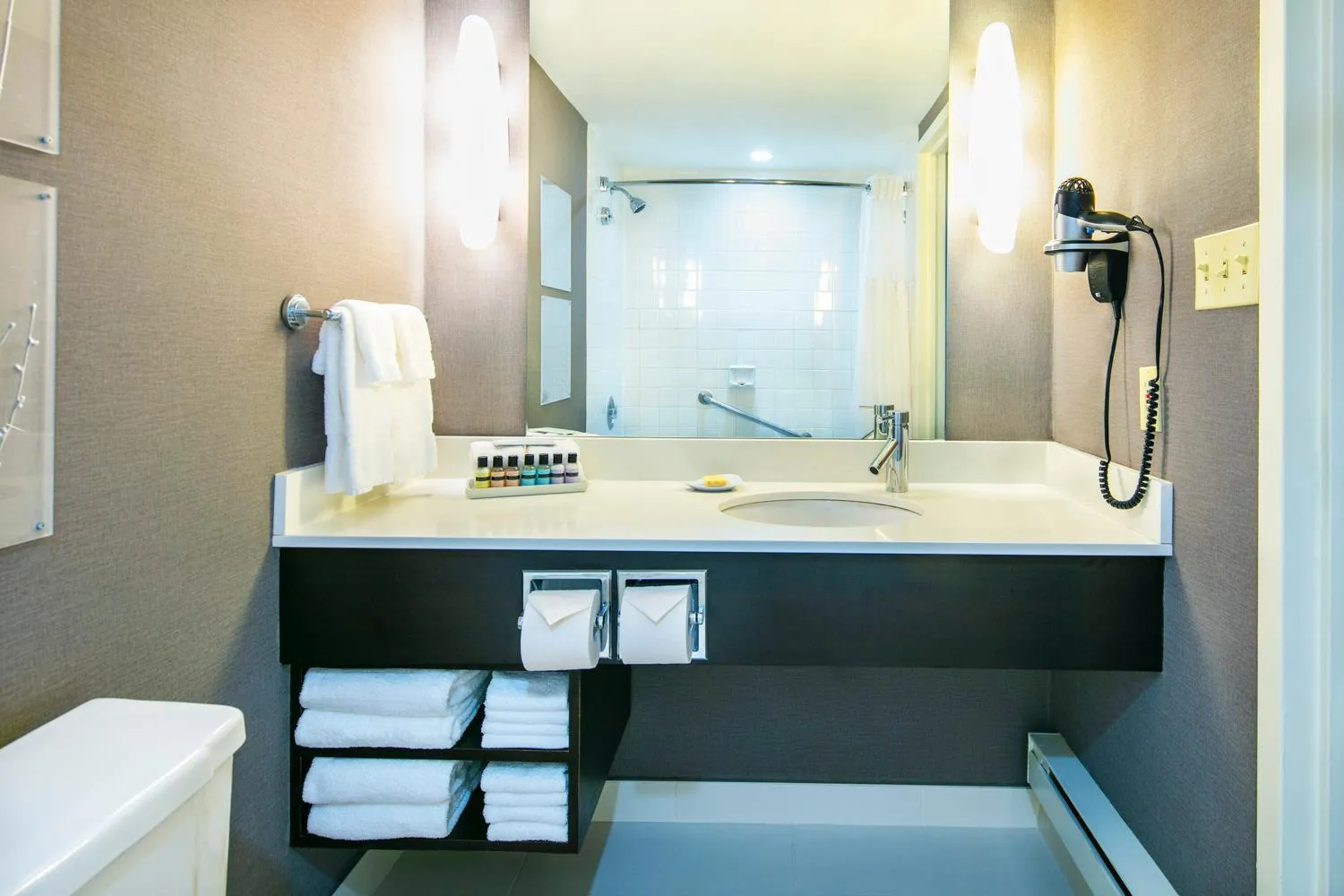 Studio with Two Queen Beds in Cambridge Suites Hotel Halifax