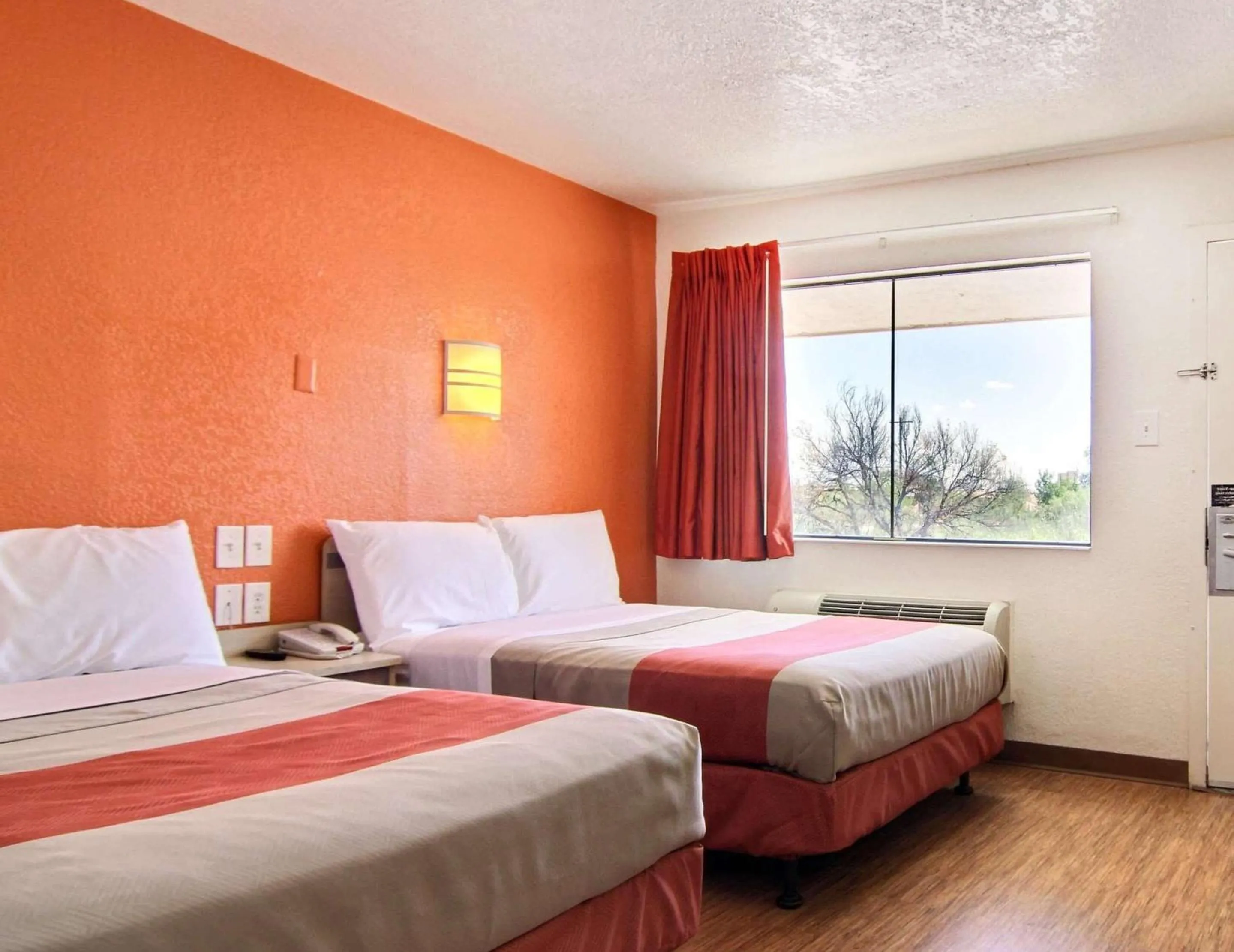 Quadruple Room in Motel 6-Bismarck, ND