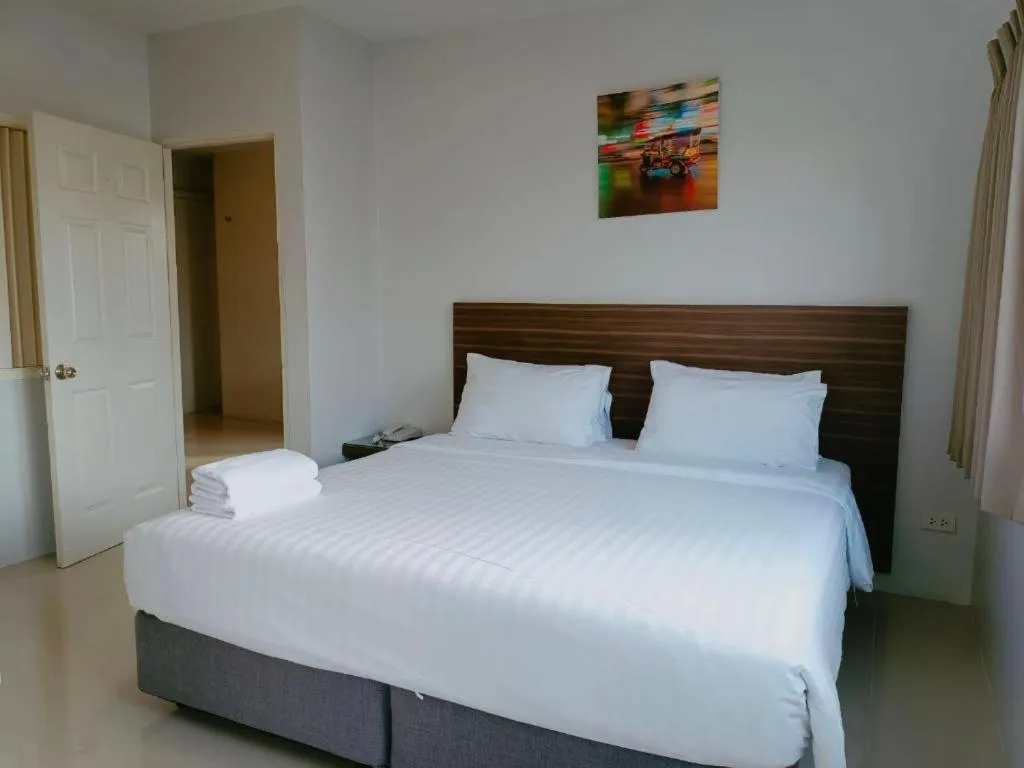 Deluxe Double Room in Praso Residence