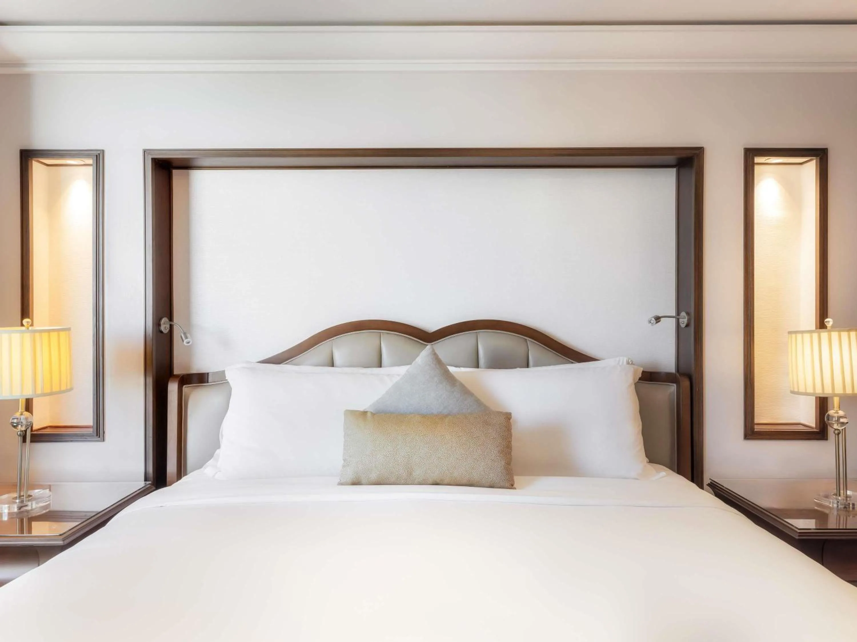  Deluxe One Bedroom Suite Partial Kaaba View in Raffles Makkah Palace