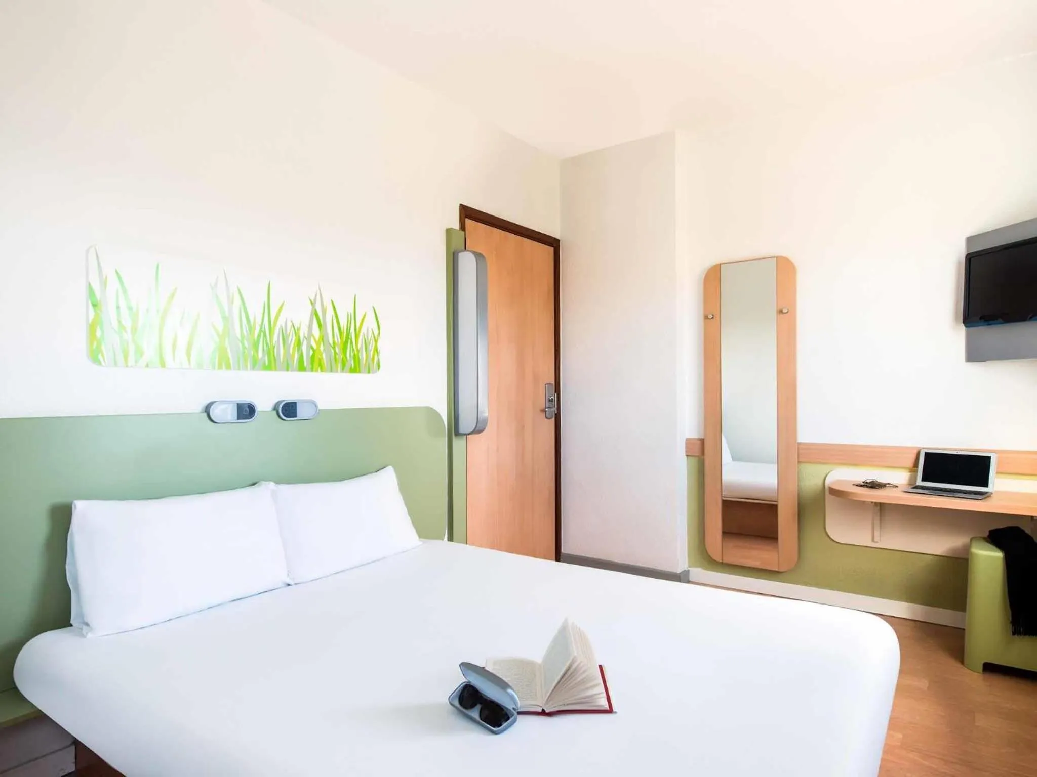 Double Room in ibis budget Leeds Centre Crown Point Road