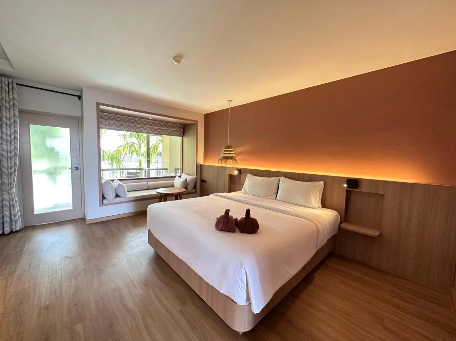 Premier King Room in Baan Karon Resort