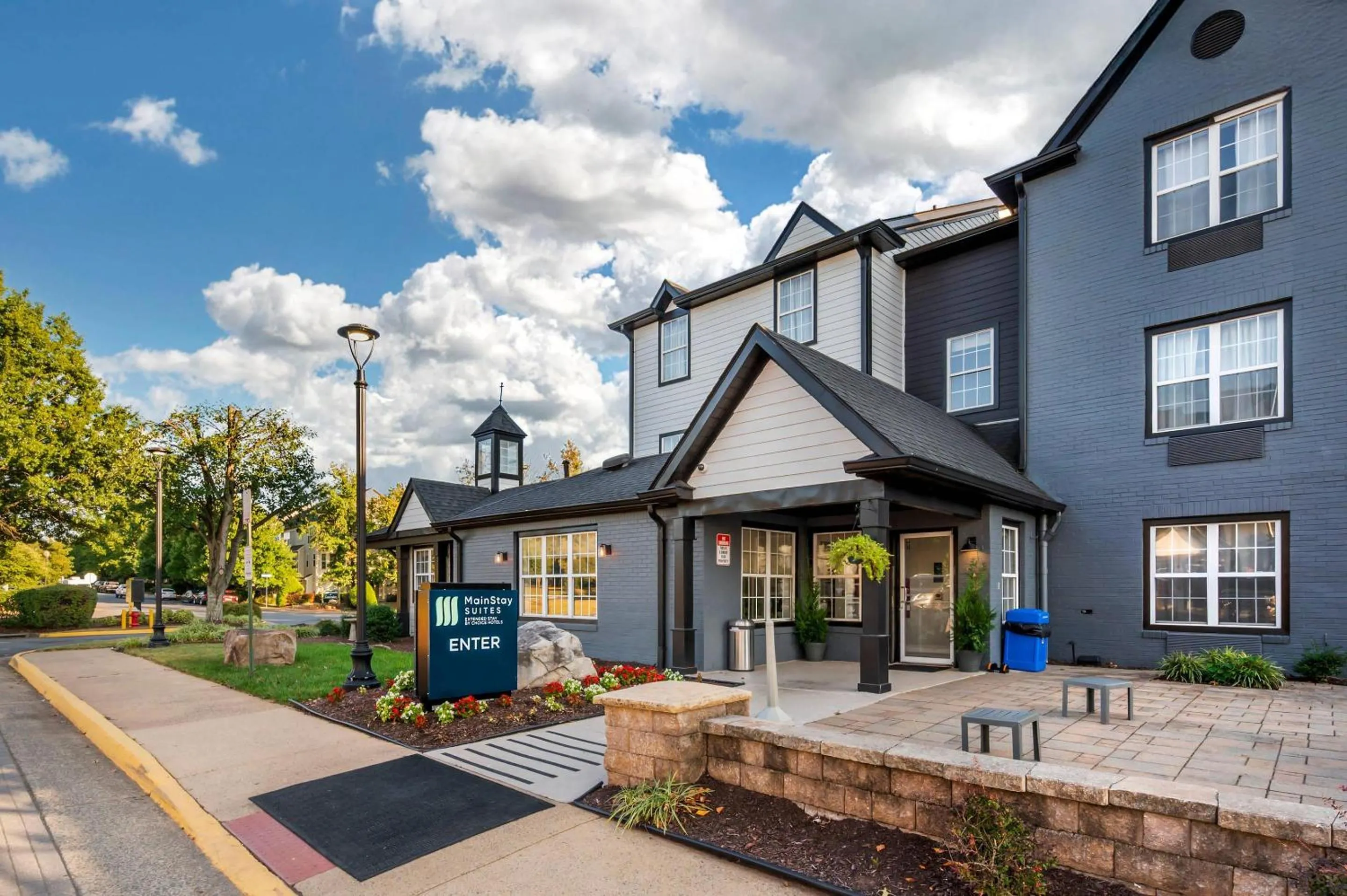 MainStay Suites Sterling near Dulles Town Center