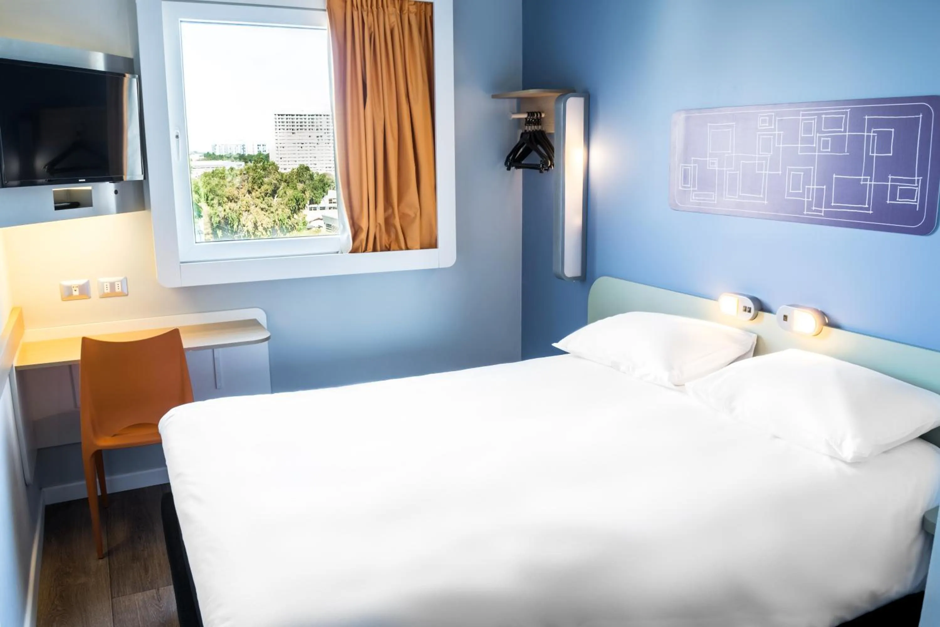 Standard Double Room in ibis budget Iquique