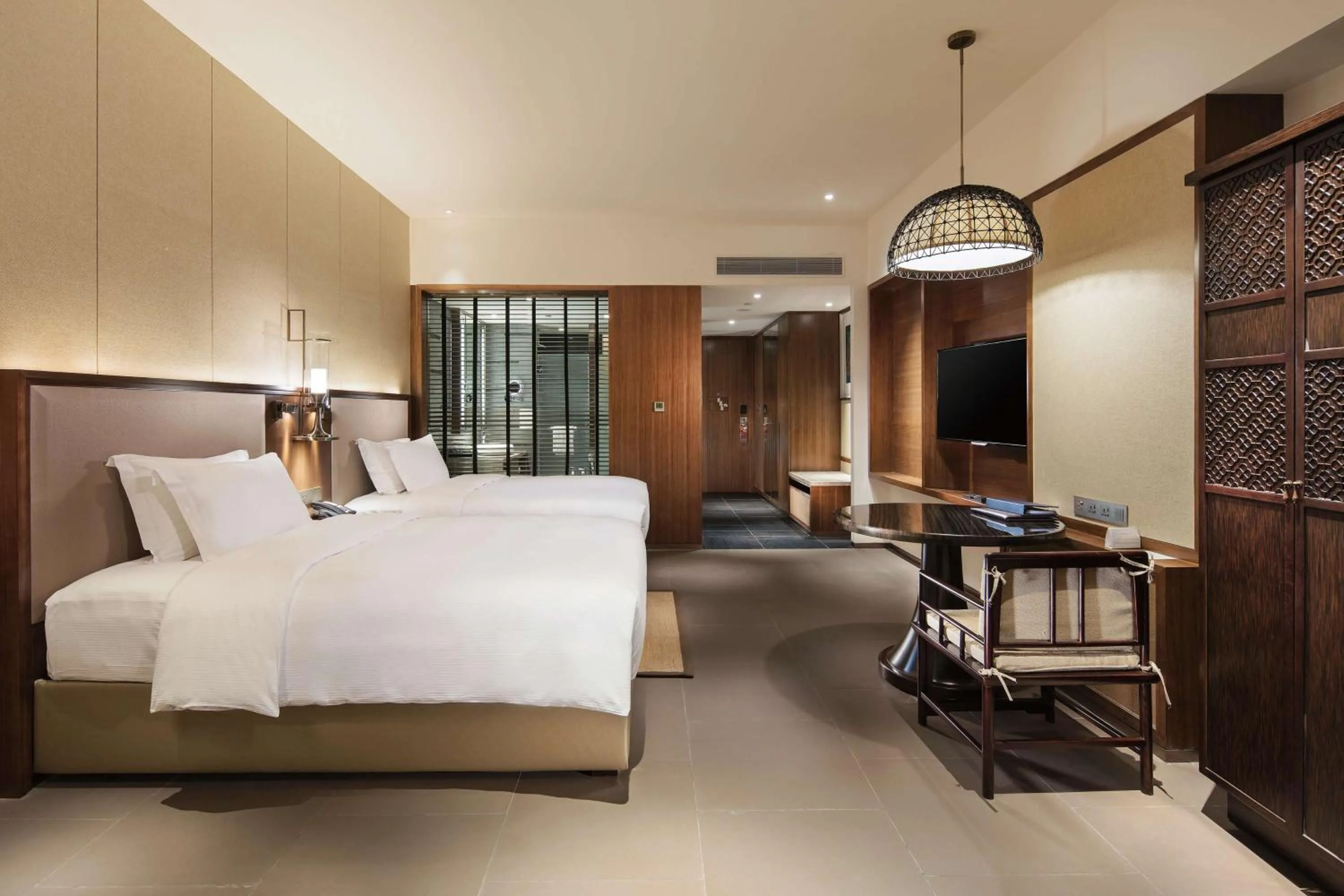 Deluxe Twin Room in Hilton Huizhou Longmen Resort