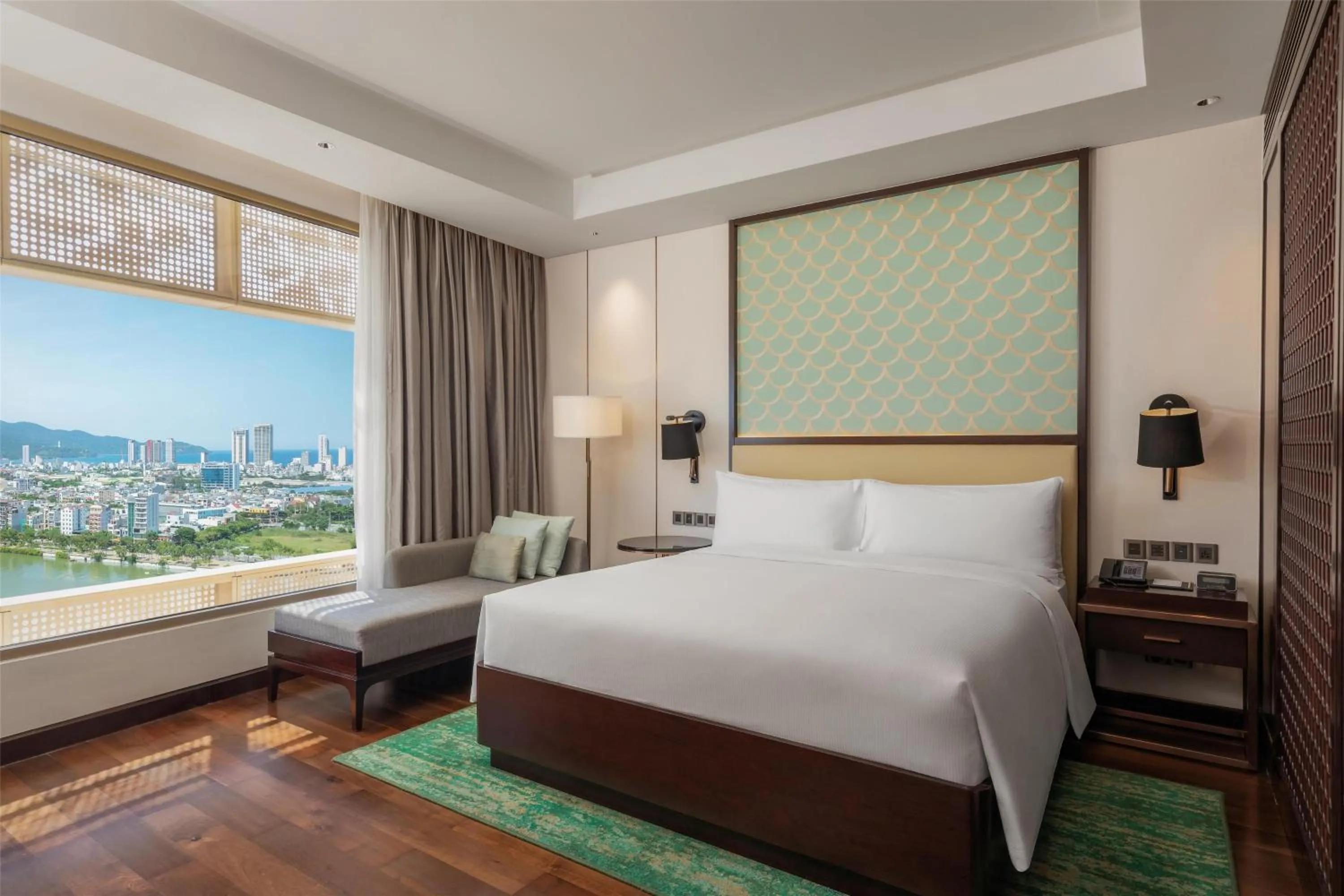 Executive King Room with Ocean View in Hilton Da Nang