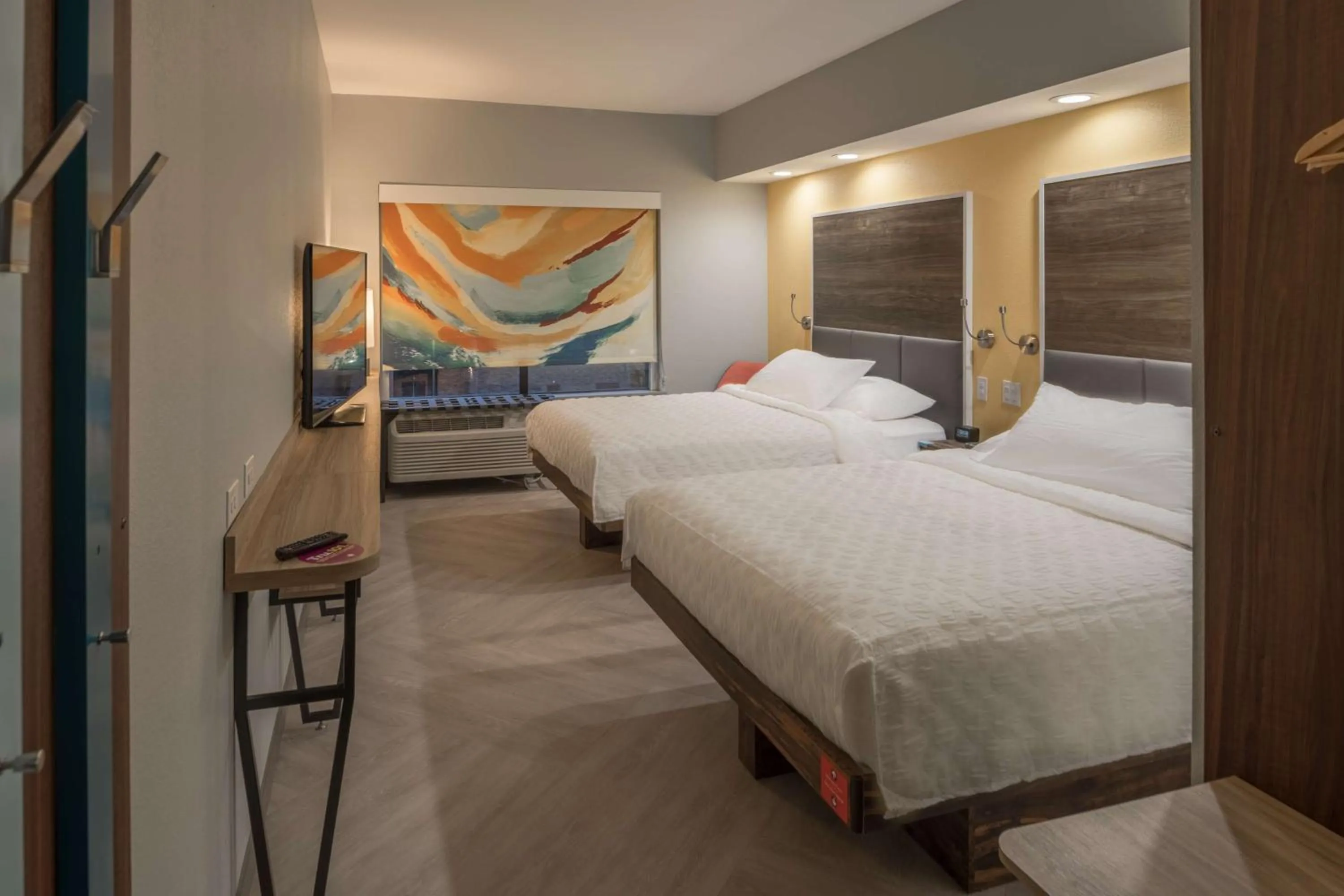 Queen Room with Two Queen Beds - Hearing Access in Tru by Hilton Garland Richardson