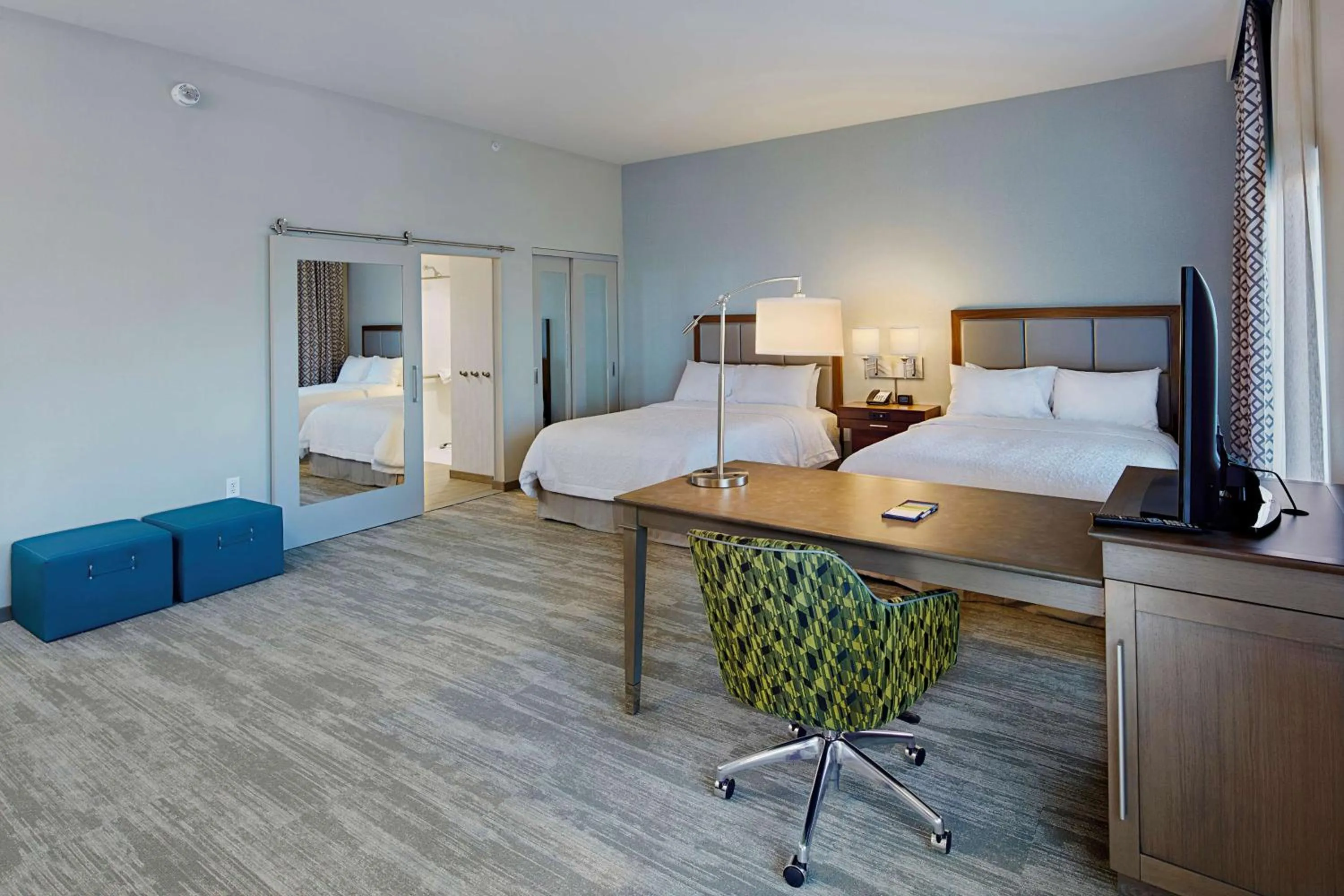 Queen Studio Suite with Two Queen Beds - Non-Smoking in Hampton Inn & Suites Sacramento at CSUS