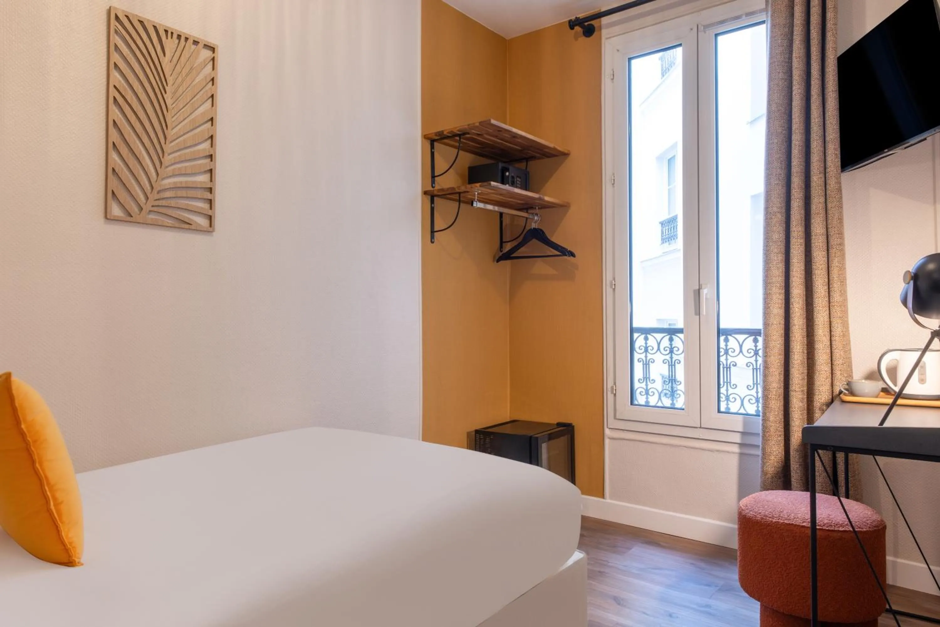 Single Room in Hôtel Coypel by Magna Arbor
