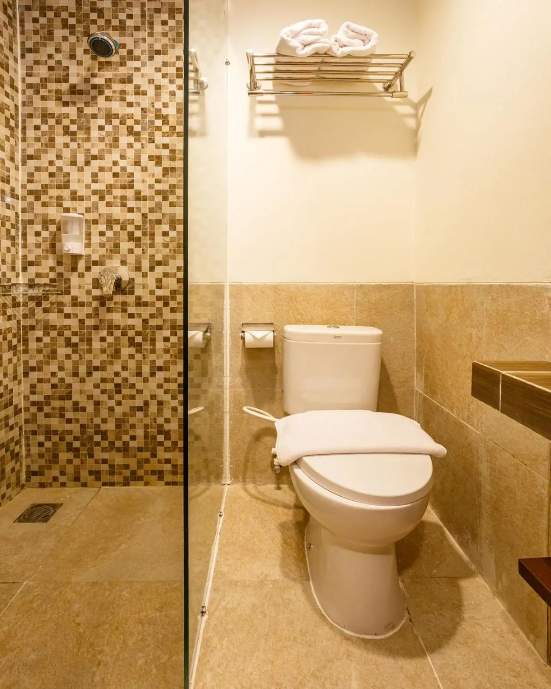 Deluxe Double Room in Front One Inn Muntilan