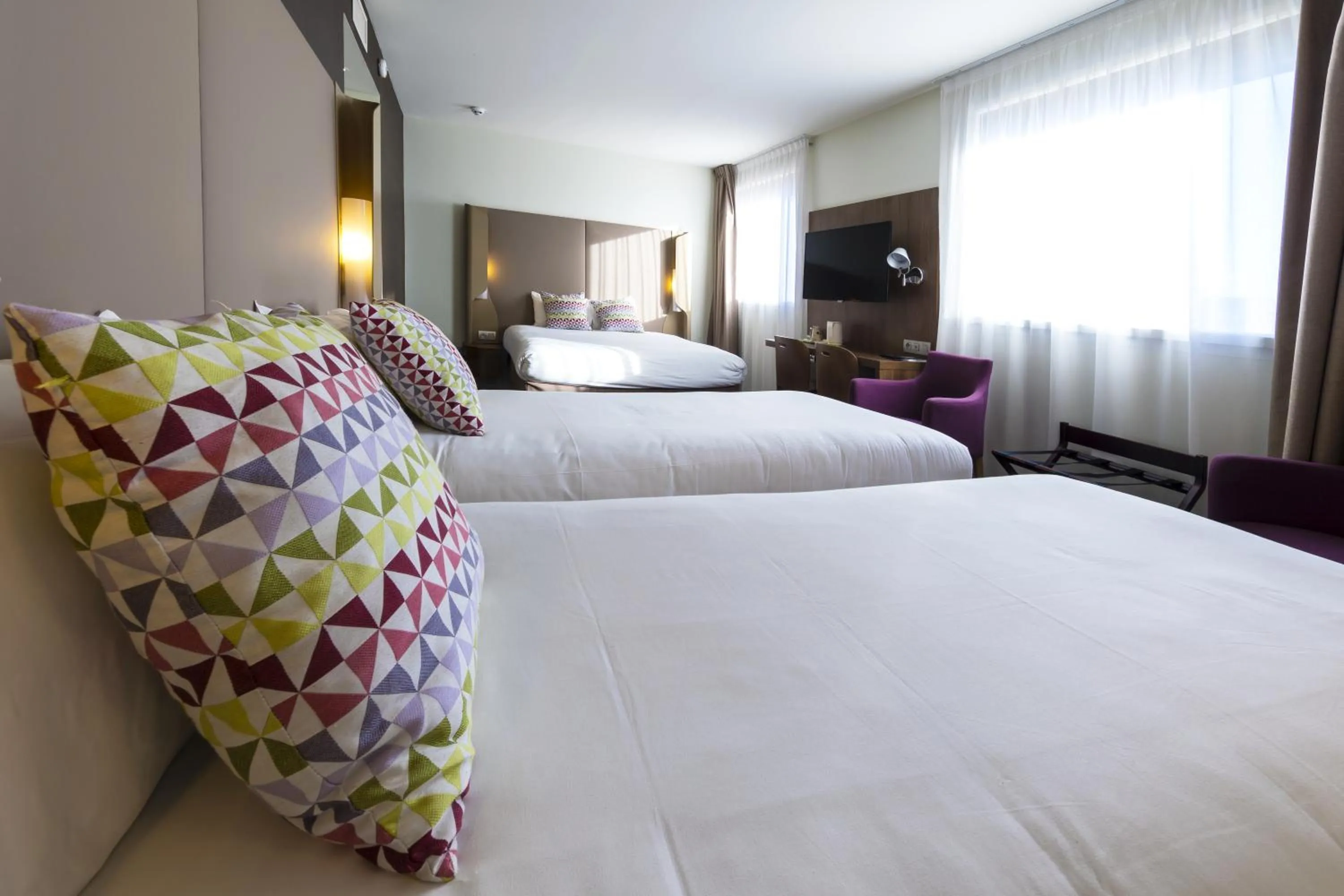 Standard Quadruple Room in Campanile Le Mans Centre - Gare