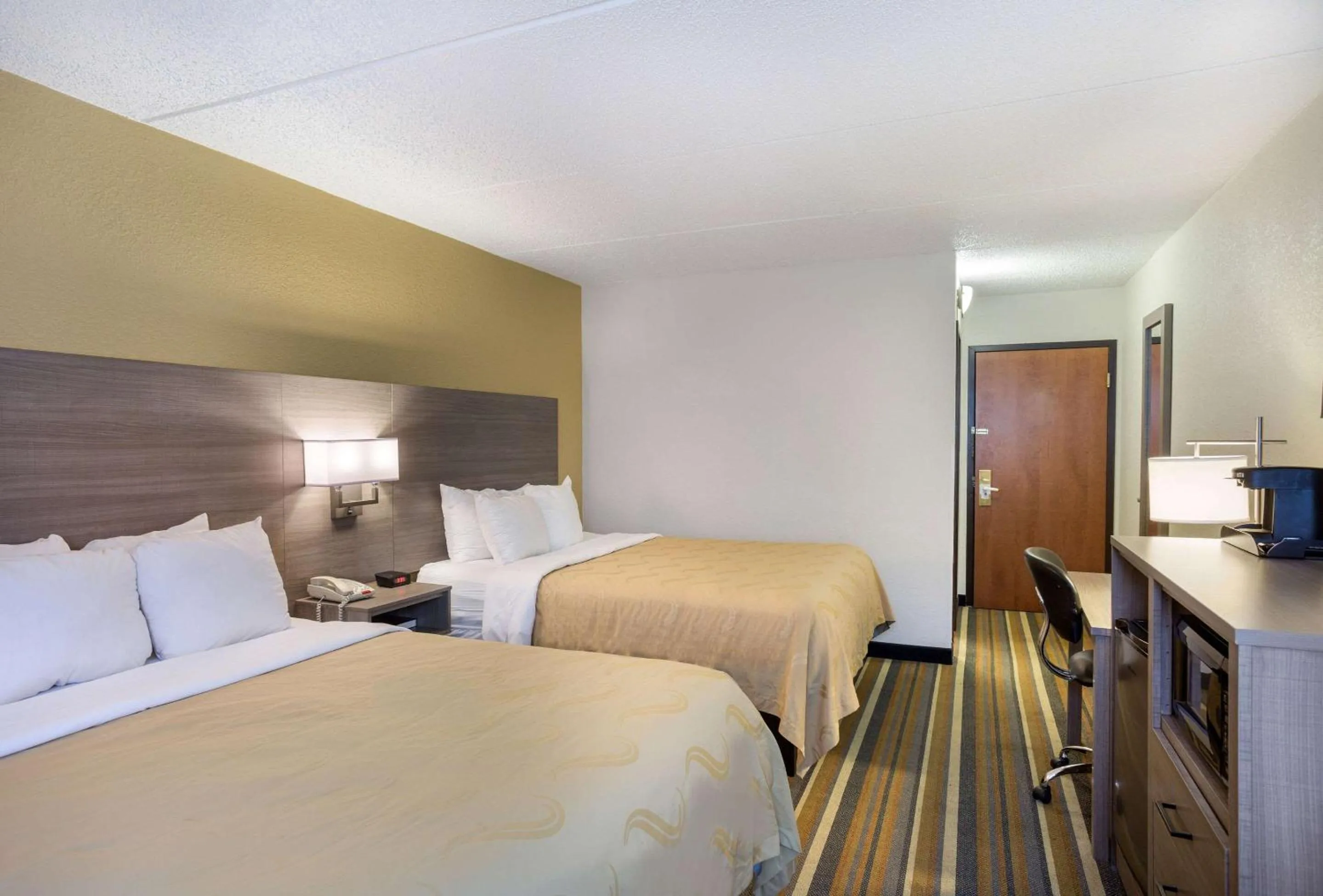 Queen Room with Two Queen Beds - Non-Smoking in Quality Inn Central