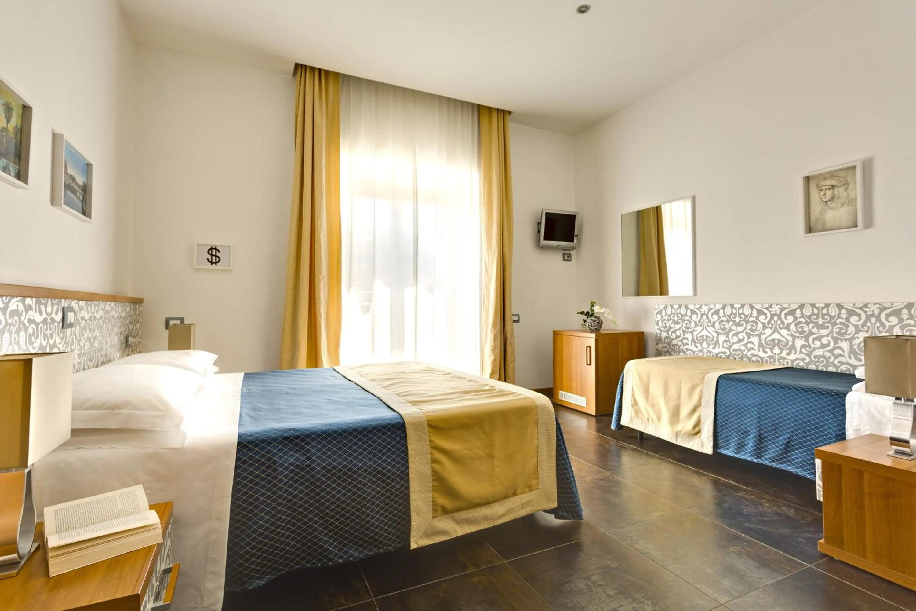 Quadruple Room in Hotel Marcantonio