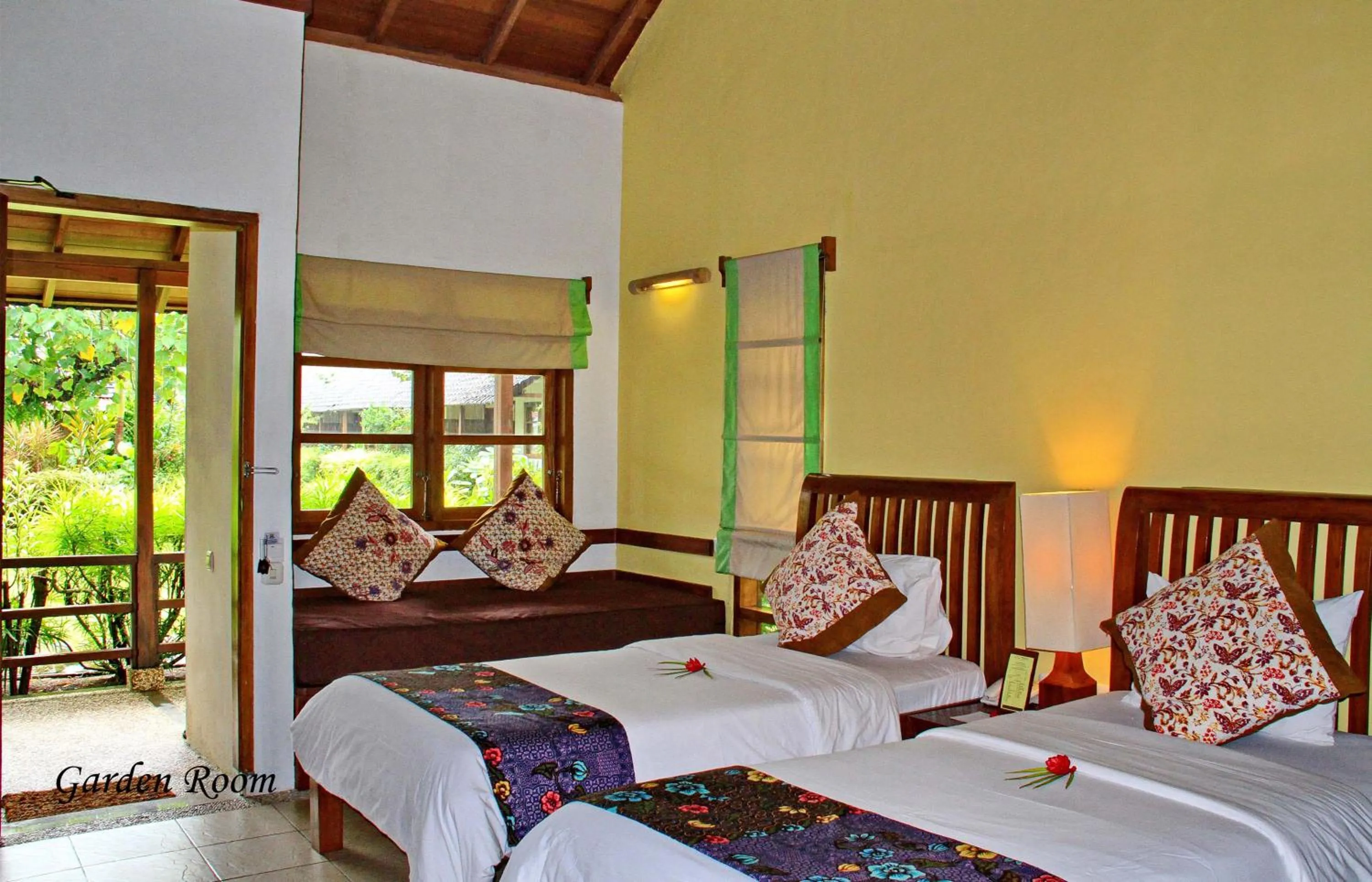 Double or Twin Room with Garden View in Cocotinos Manado