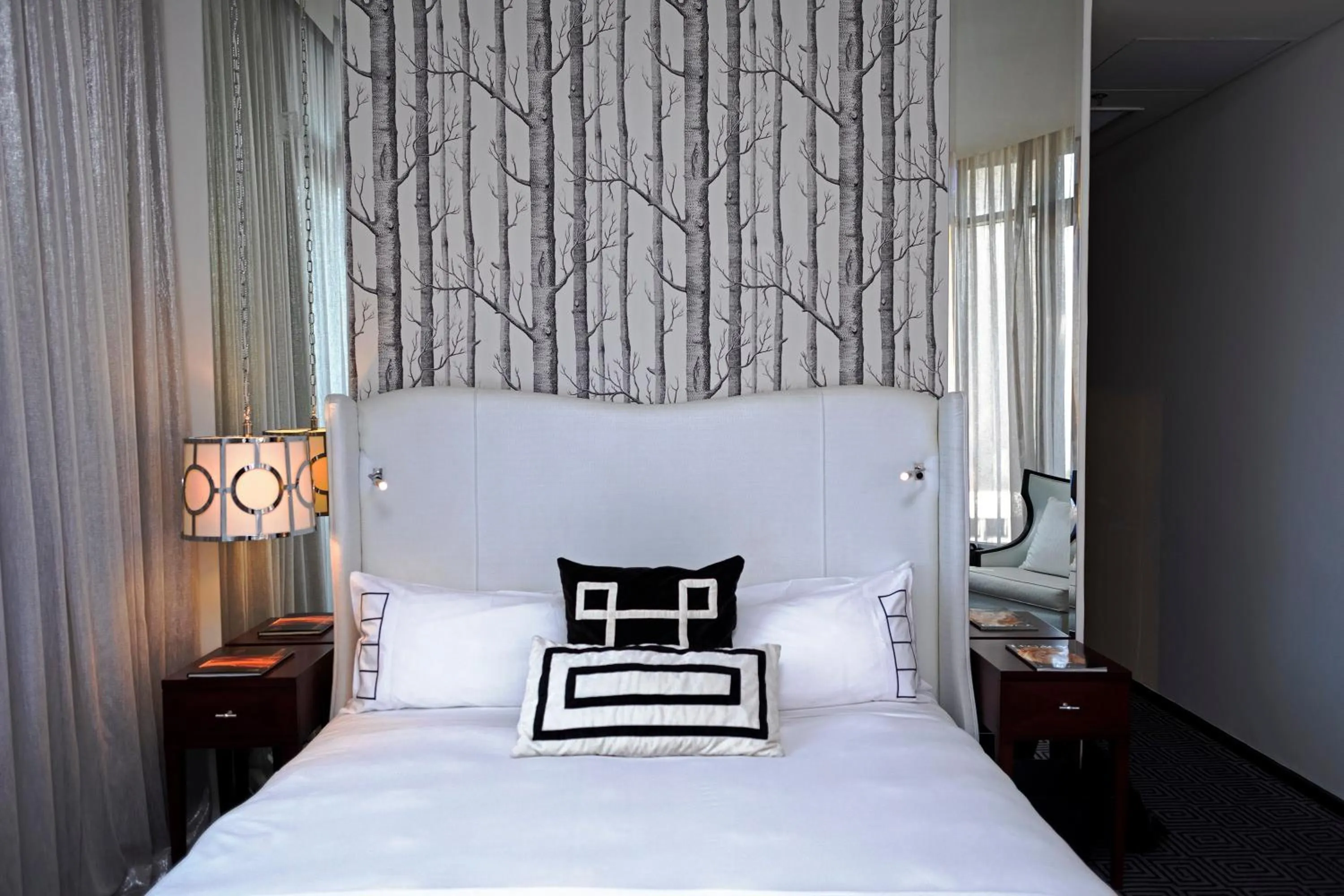Executive King Room - single occupancy in DAVINCI Hotel on Nelson Mandela Square