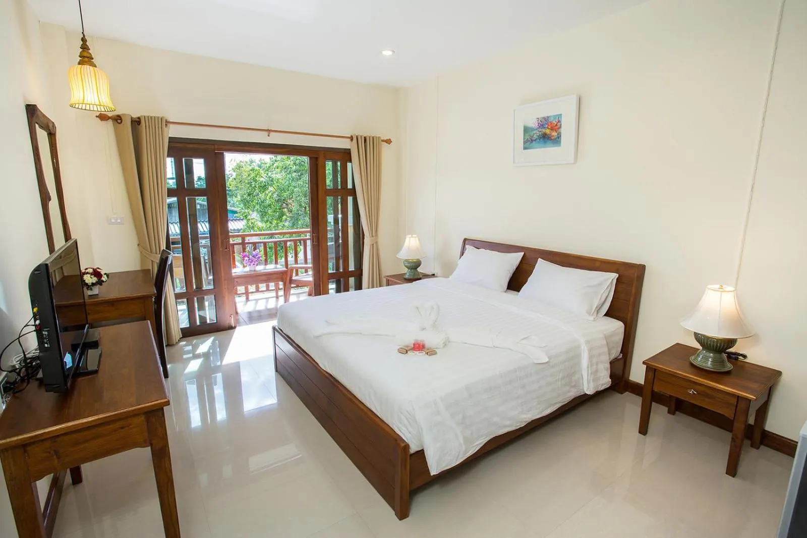 Deluxe Double Room with Balcony in Oh Amphawa Boutique Resort
