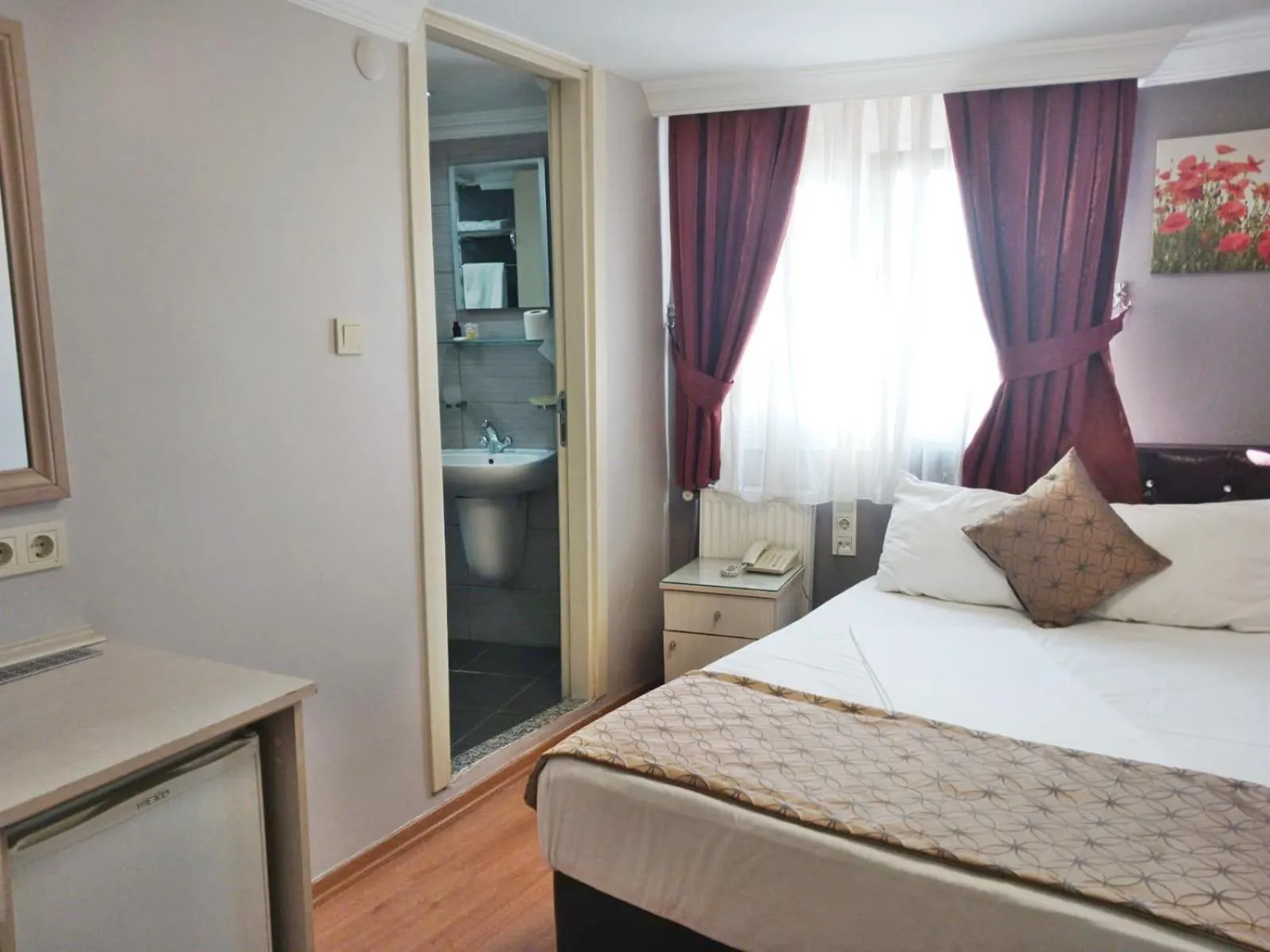 Standard Single Room in Hotel Süreyya