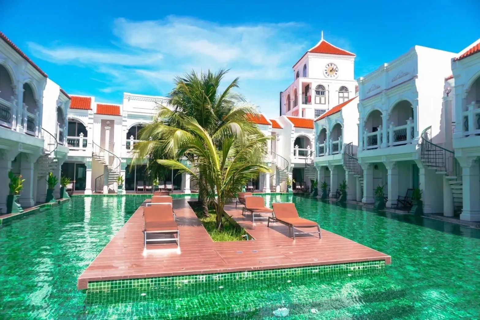 Pool Access Twin Room (First Floor) in Supicha Pool Access Hotel - SHA Plus