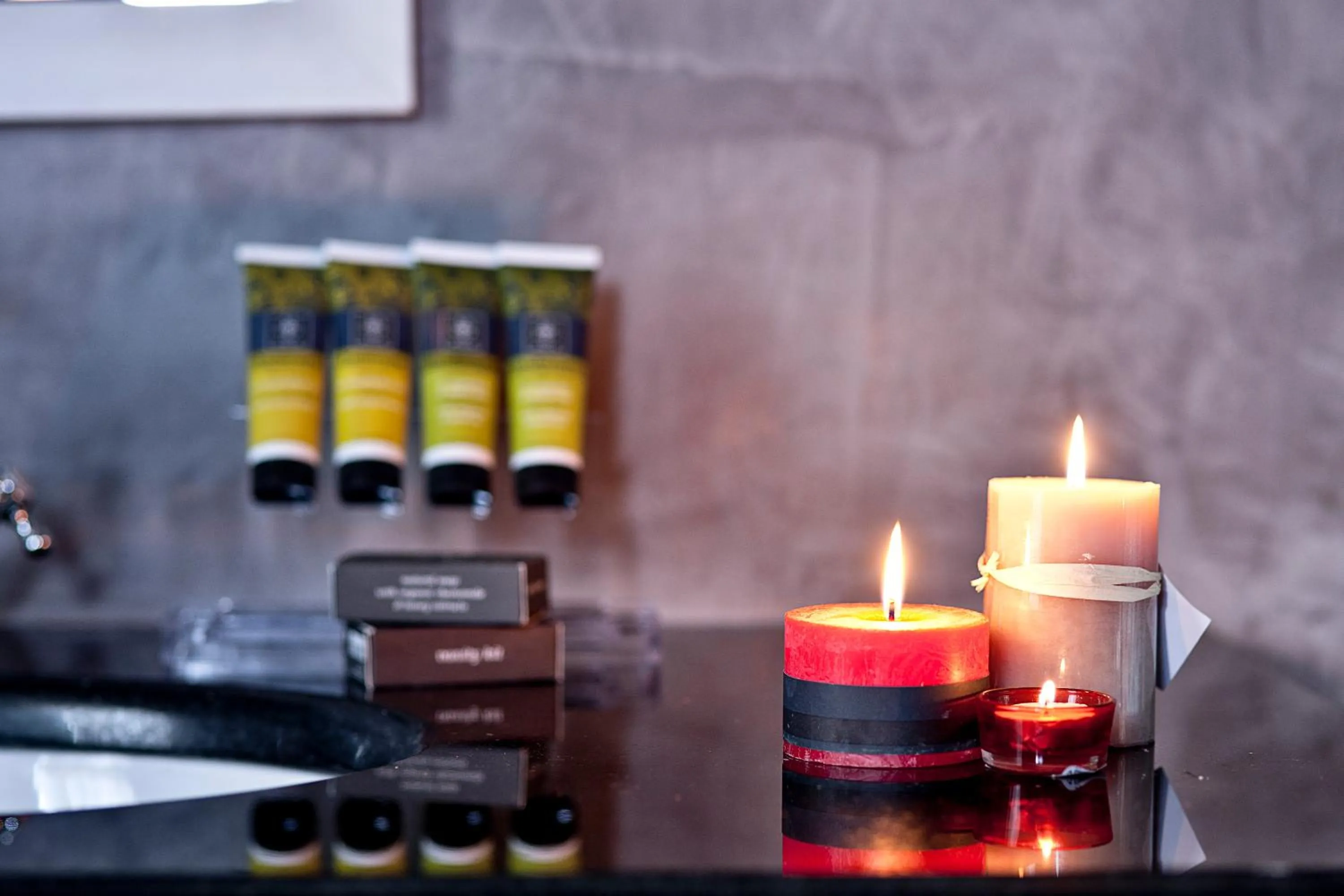 Petit Suite with outdoor heated private Jacuzzi & Caldera View in Petit Palace Suites