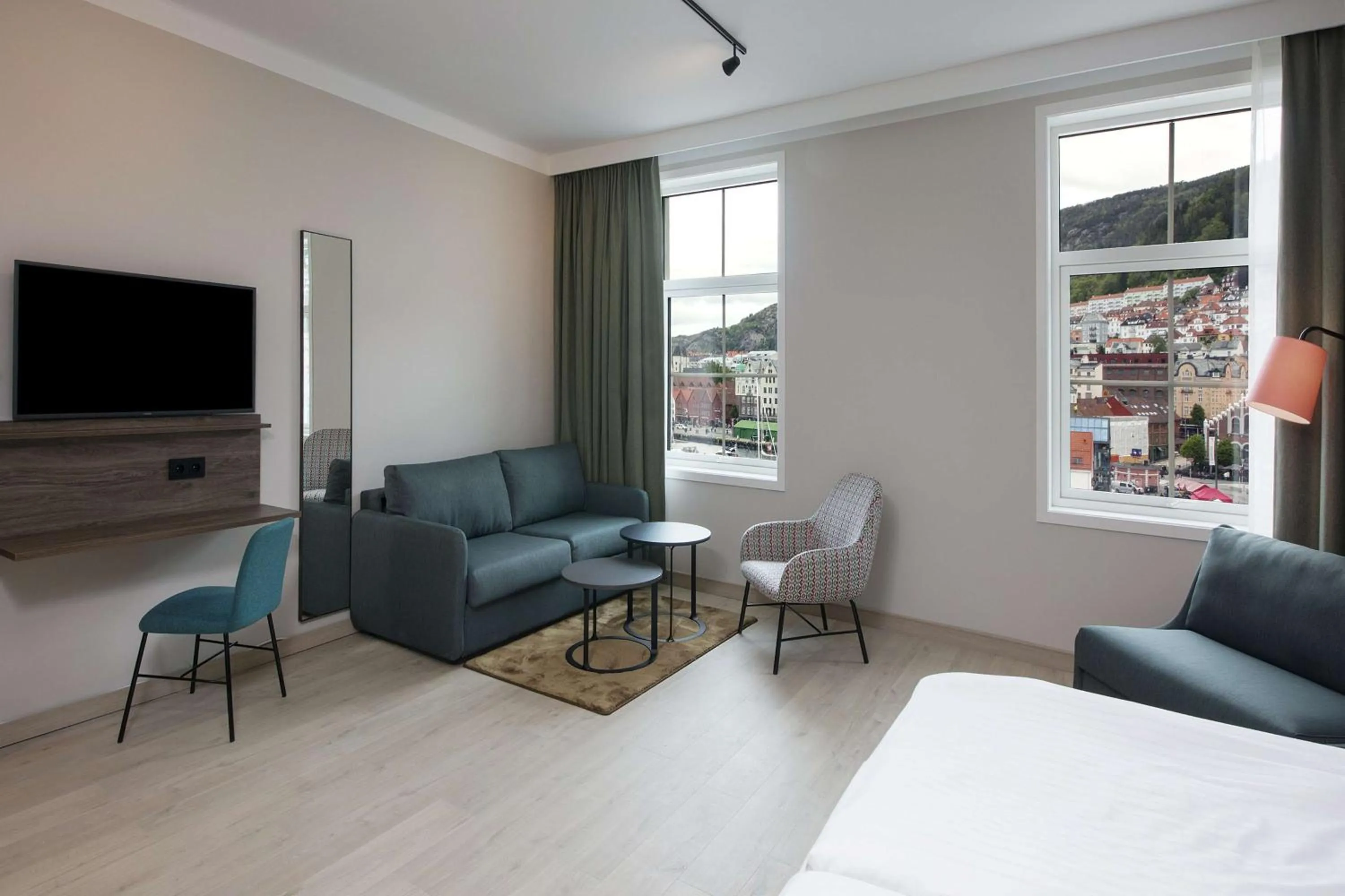 Junior Suite in Scandic Torget Bergen